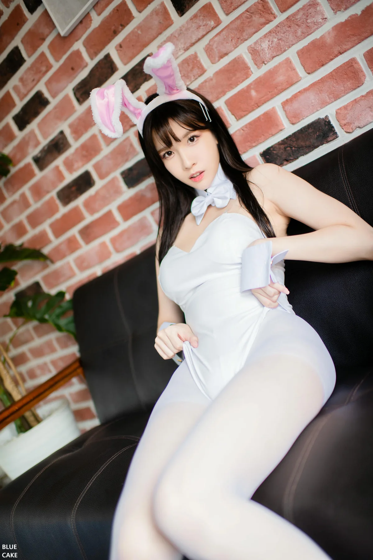 BLUECAKE  No.001 Ahrin黑白兔女郎制服爆乳 - 33