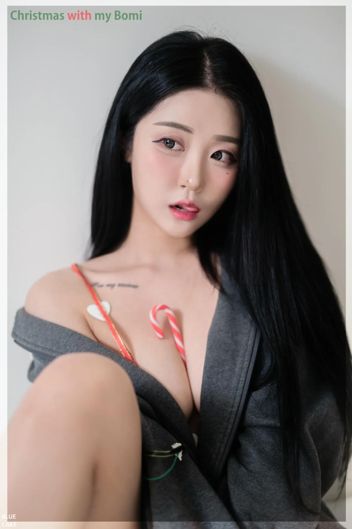 BLUECAKE No.010 Bomi & Lover爆乳黑丝香肩美腿 - 145