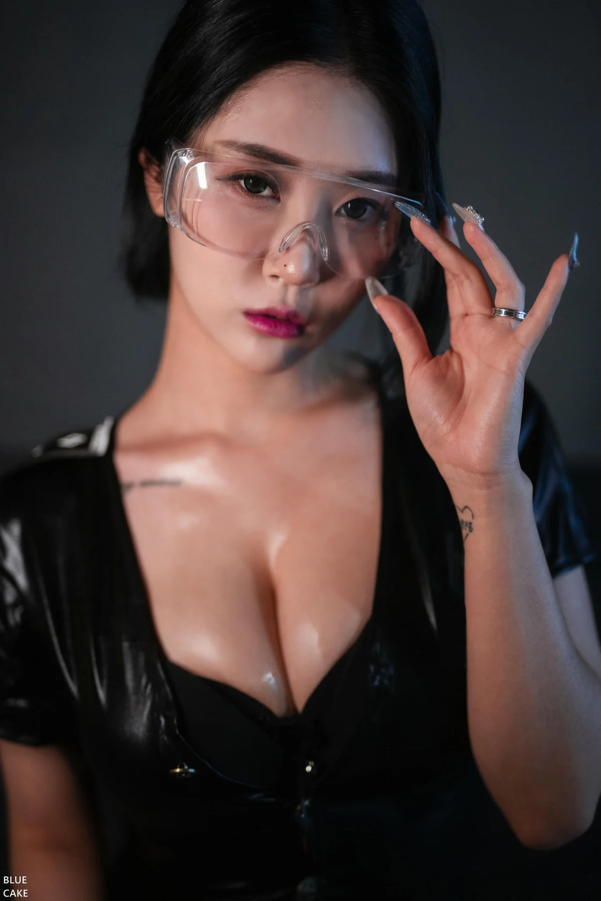 BLUECAKE No.013 Bomi爆乳网袜性感制服 - 66