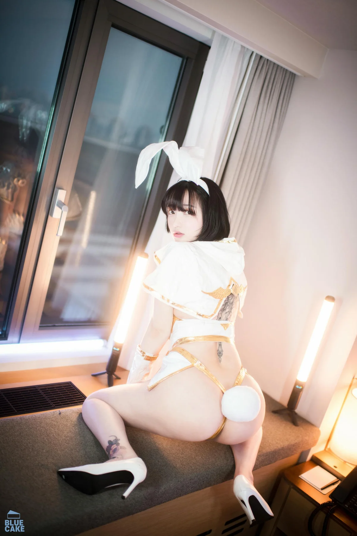 BLUECAKE No.017 Son Ye-Eun兔女郎爆乳连体衣 - 7
