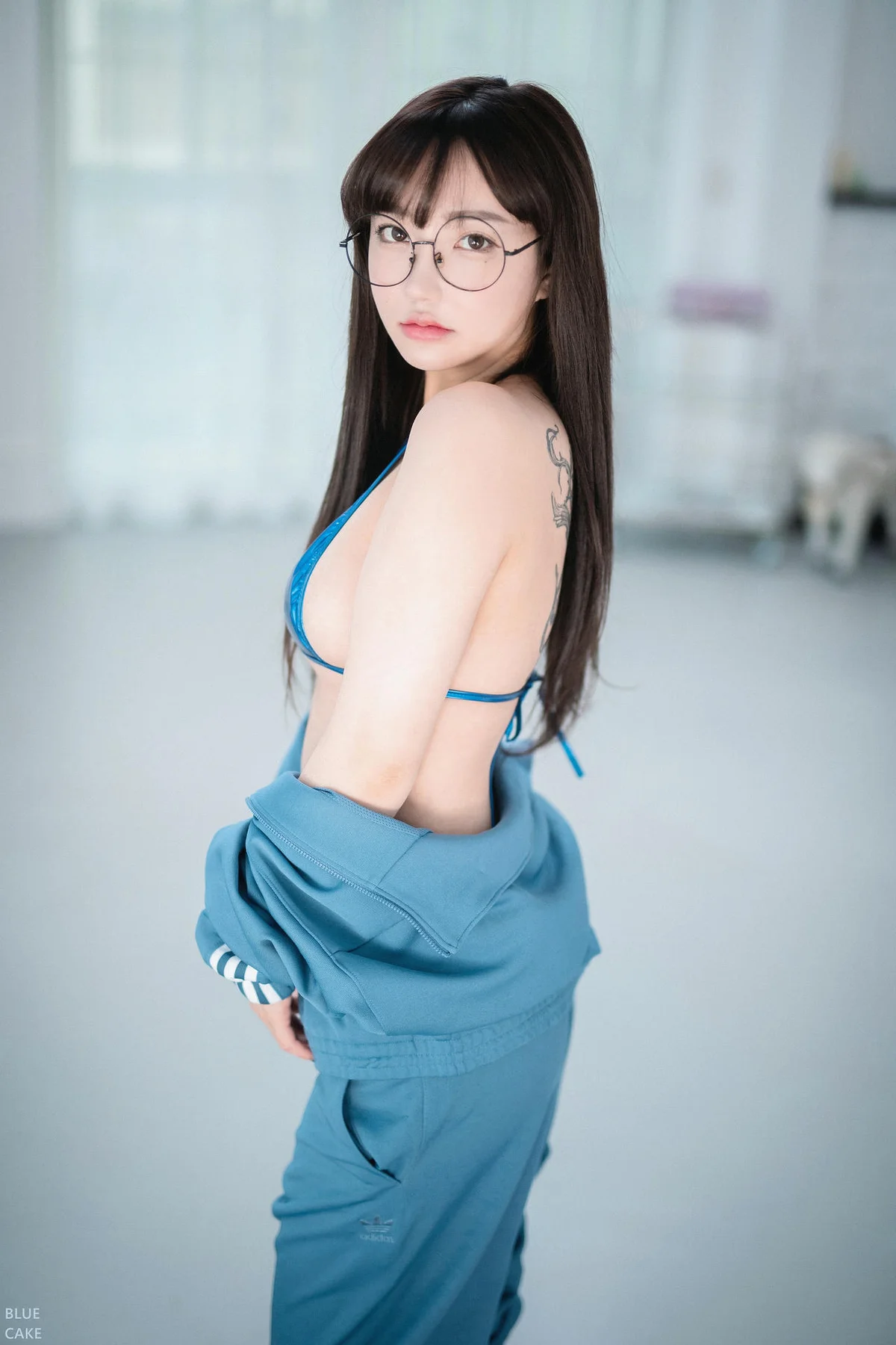 BLUECAKE No.018 Son Ye-Eun校服下的爆乳诱惑 - 32