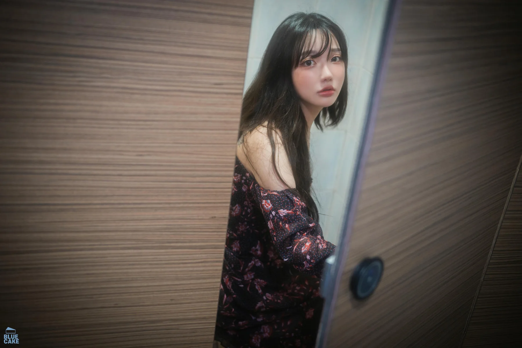 BLUECAKE No.040 YeEun品茶少女爆乳诱惑 - 90