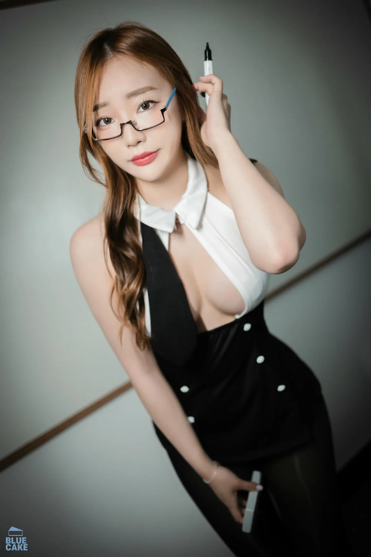BLUECAKE No.051 NewBom眼镜萝莉爆乳 - 37