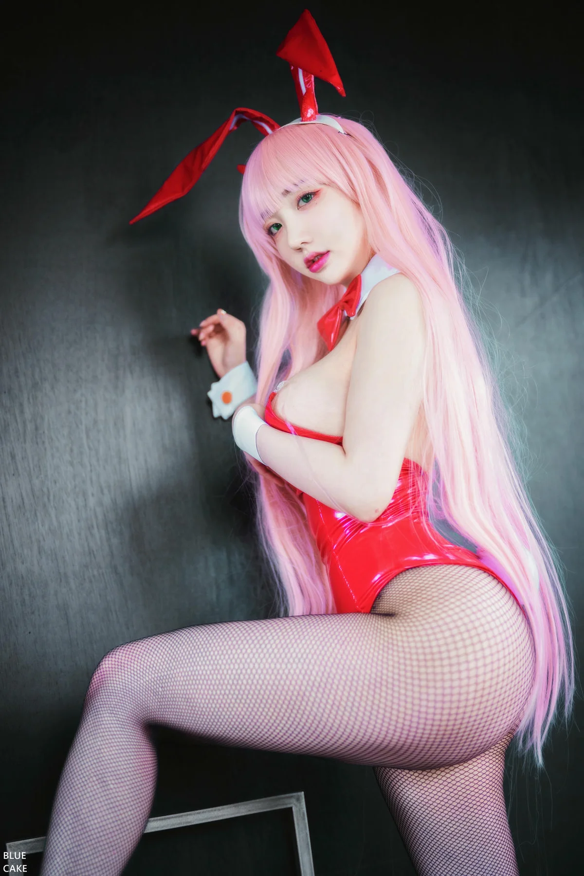 BLUECAKE No.053 Son Ye性感兔女郎网袜 - 38
