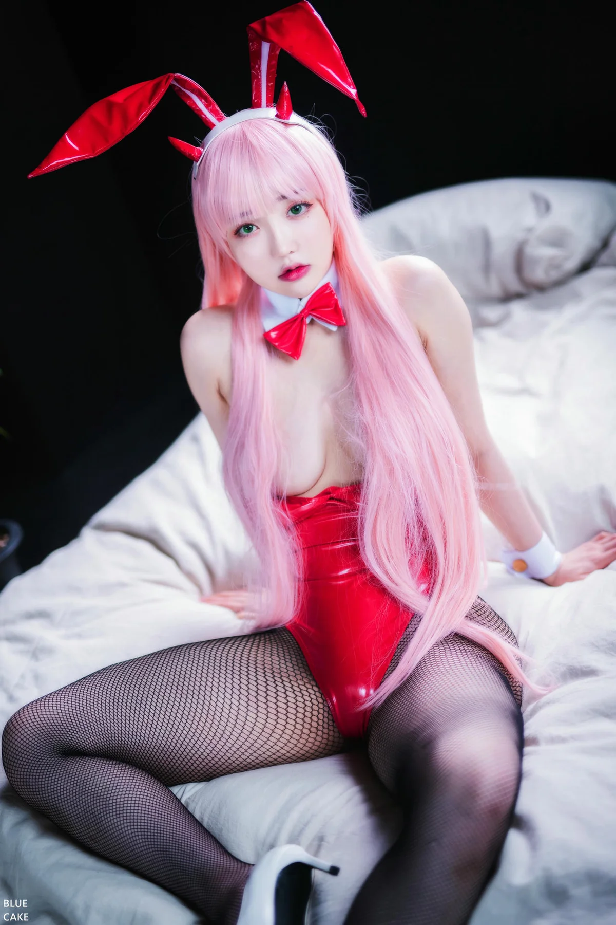 BLUECAKE No.053 Son Ye性感兔女郎网袜 - 51