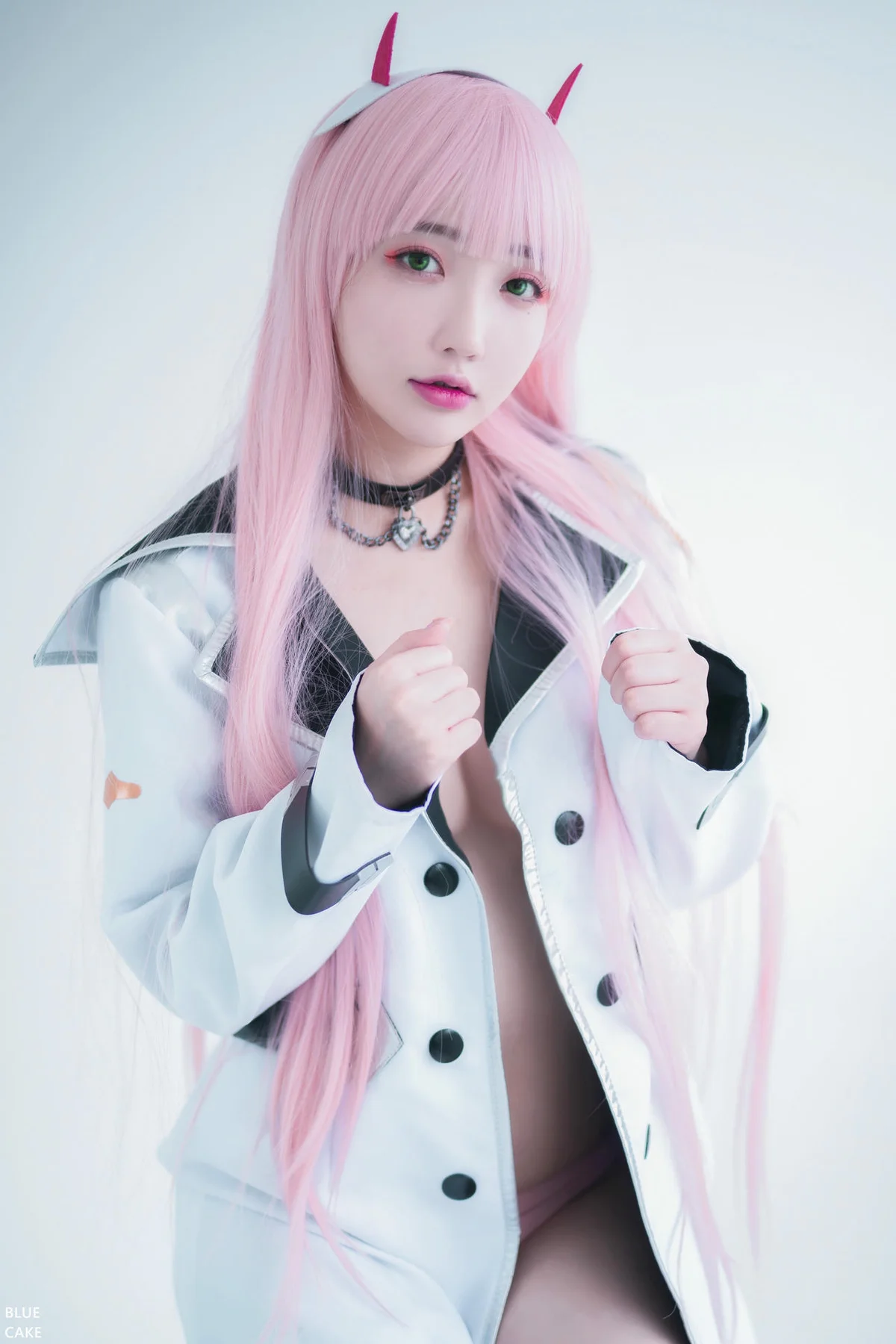 BLUECAKE No.053 Son Ye性感兔女郎网袜 - 65
