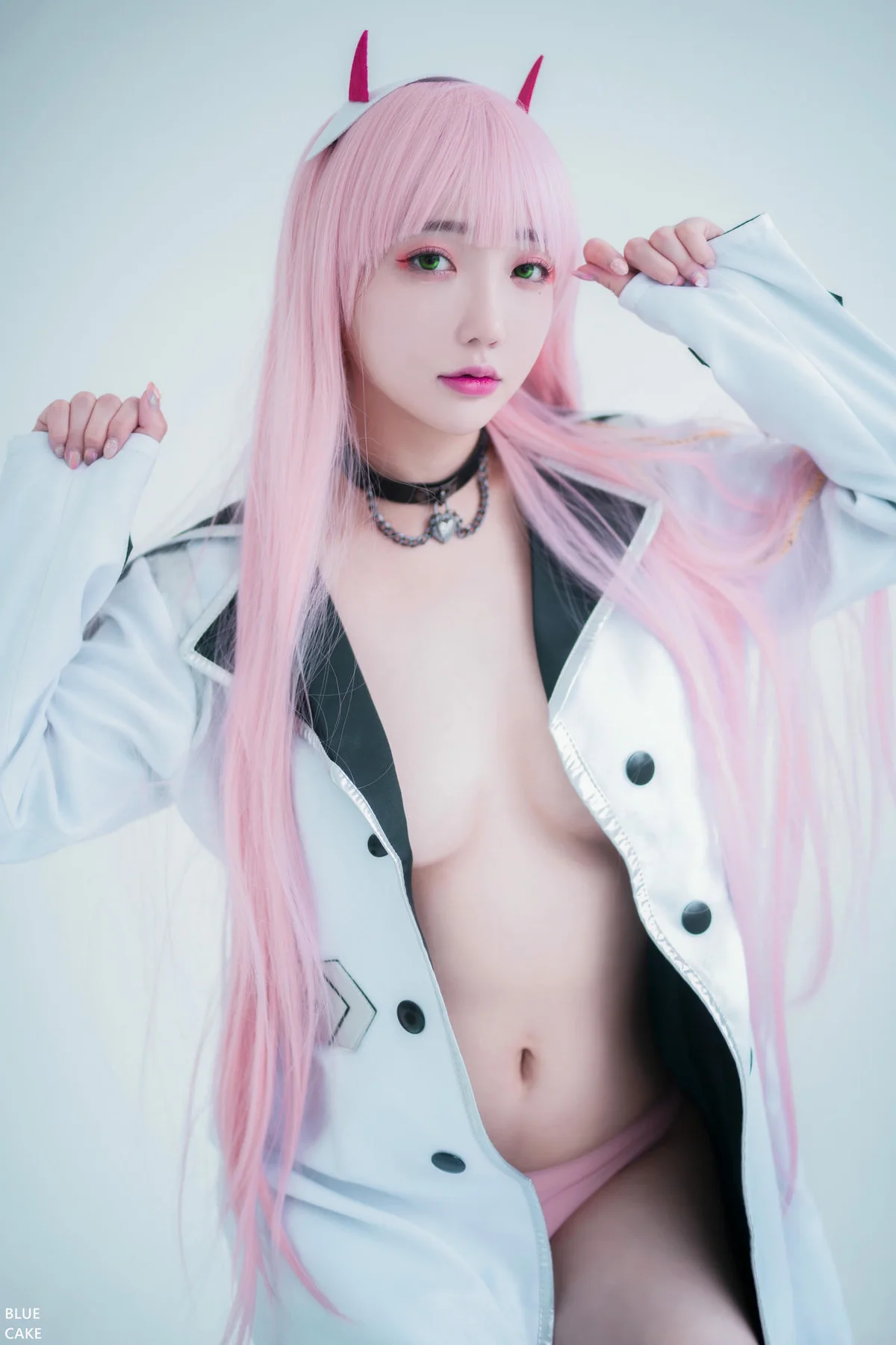 BLUECAKE No.053 Son Ye性感兔女郎网袜 - 66