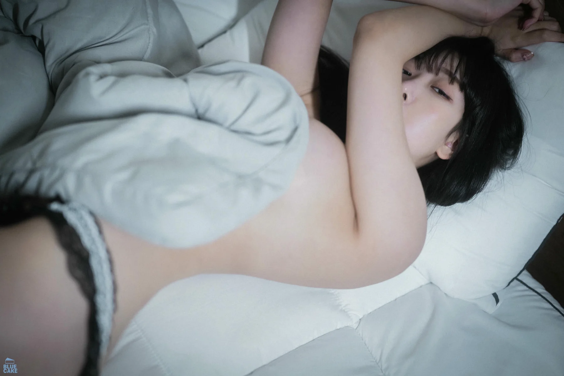 BLUECAKE No.065  Shaany黑丝吊袜翘臀诱惑 - 43