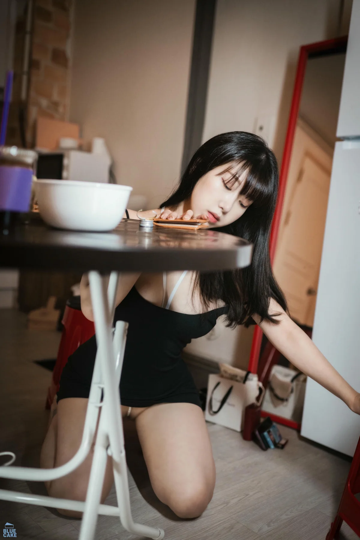 BLUECAKE No.065  Shaany黑丝吊袜翘臀诱惑 - 48