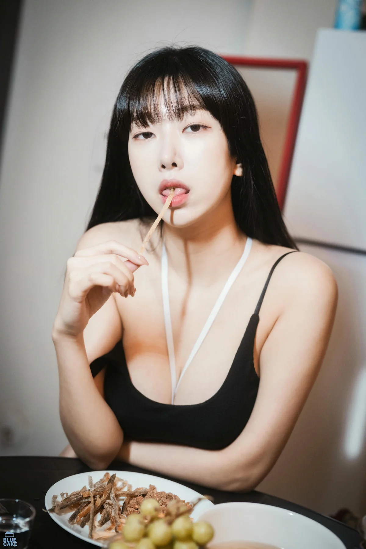 BLUECAKE No.065  Shaany黑丝吊袜翘臀诱惑 - 68