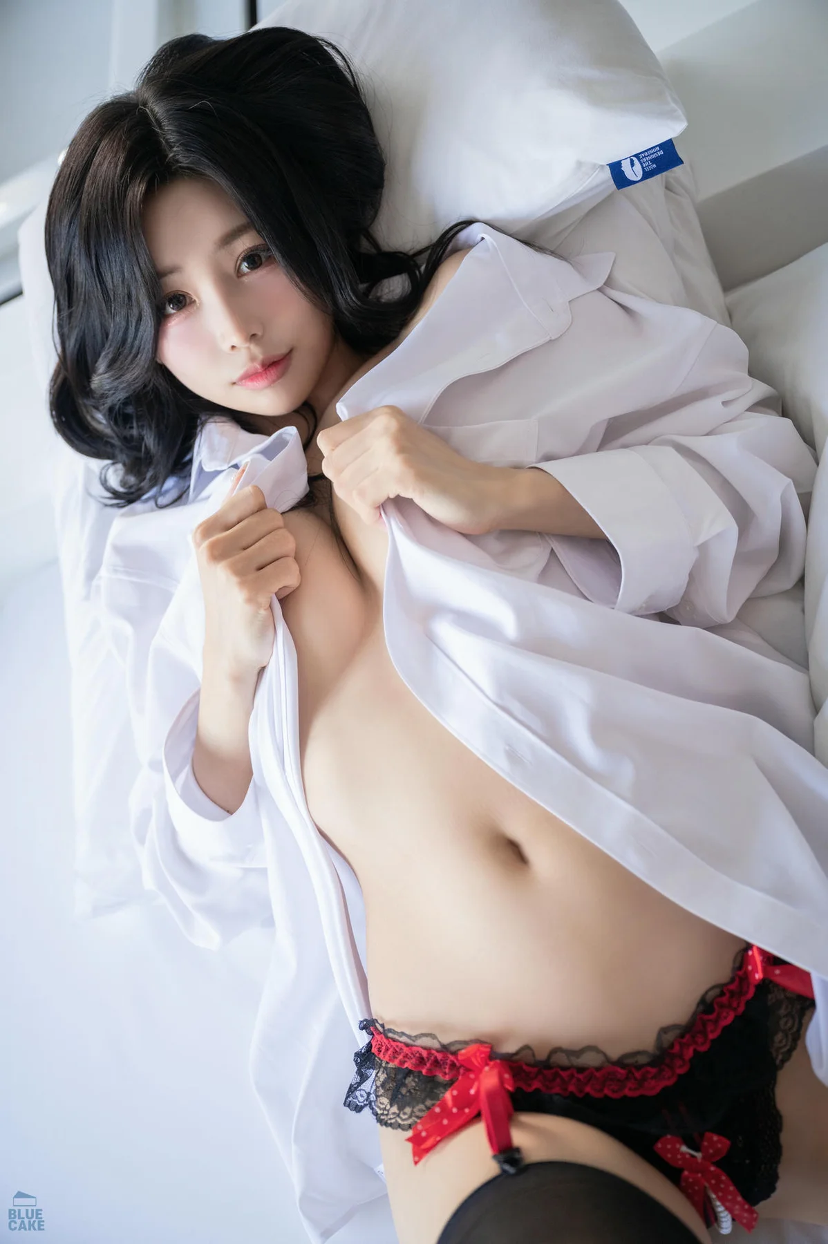 BLUECAKE No.075 YeonYu男友衬衫香肩美乳 - 27