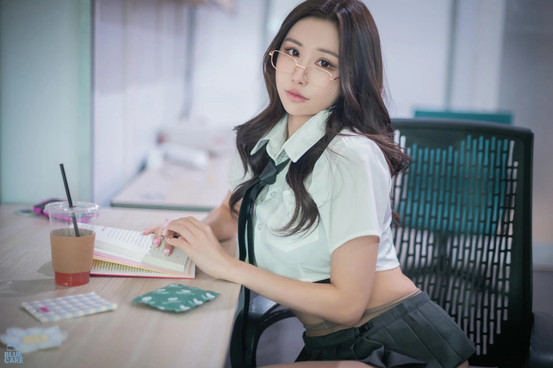 BLUECAKE No.099 YeonYu办公ol丝袜黑丝 - 2