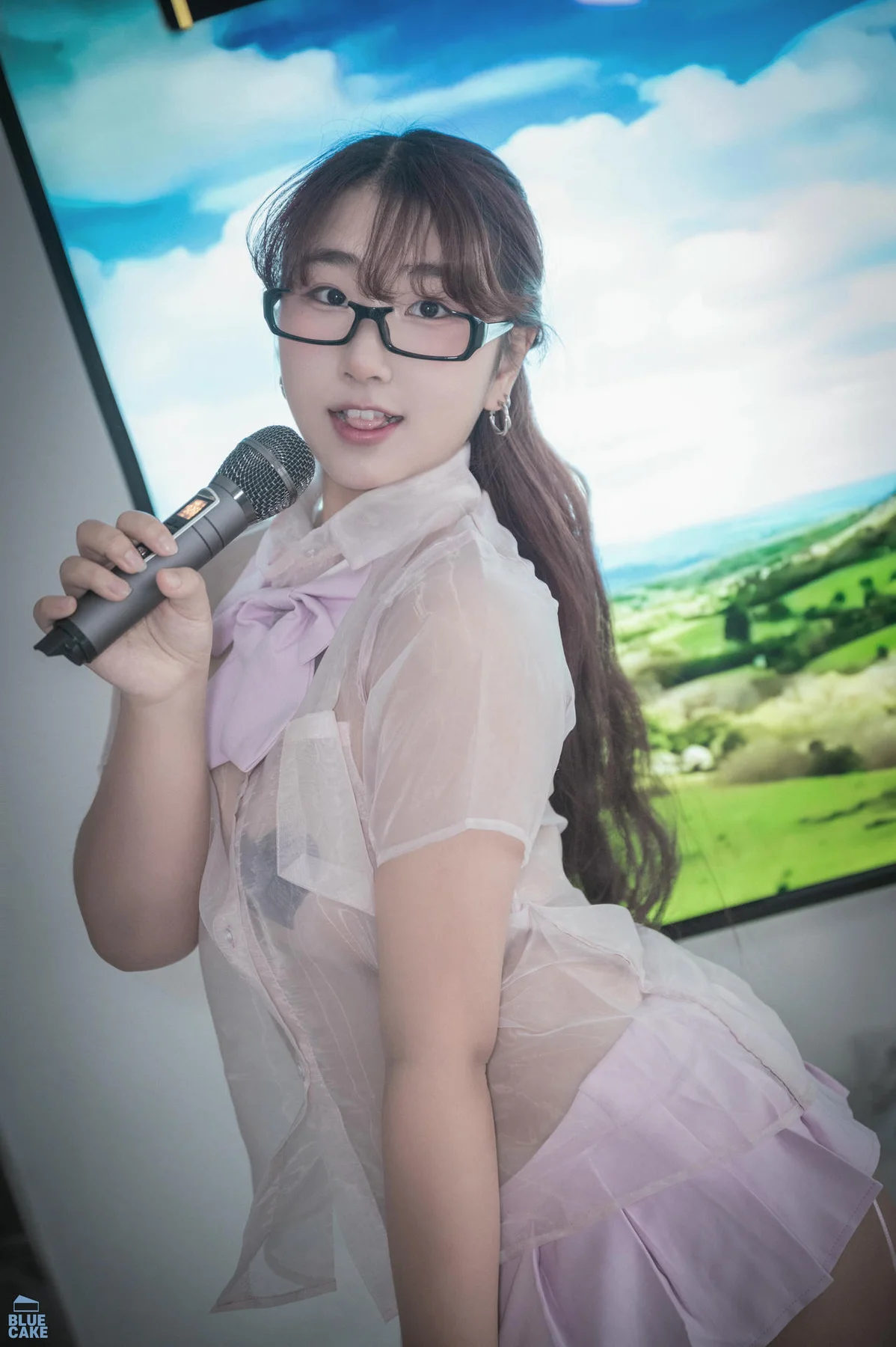 BLUECAKE No.116 GGuBBu Karaoke 乳贴jk制服 - 65