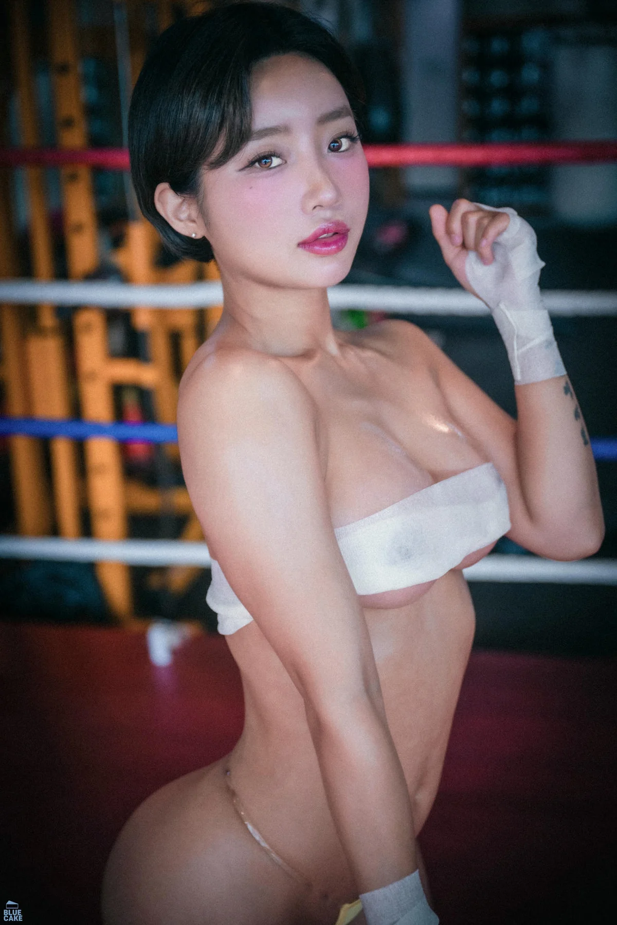 BLUECAKE No.145 Booty Queen短发美女抹胸美乳 - 18