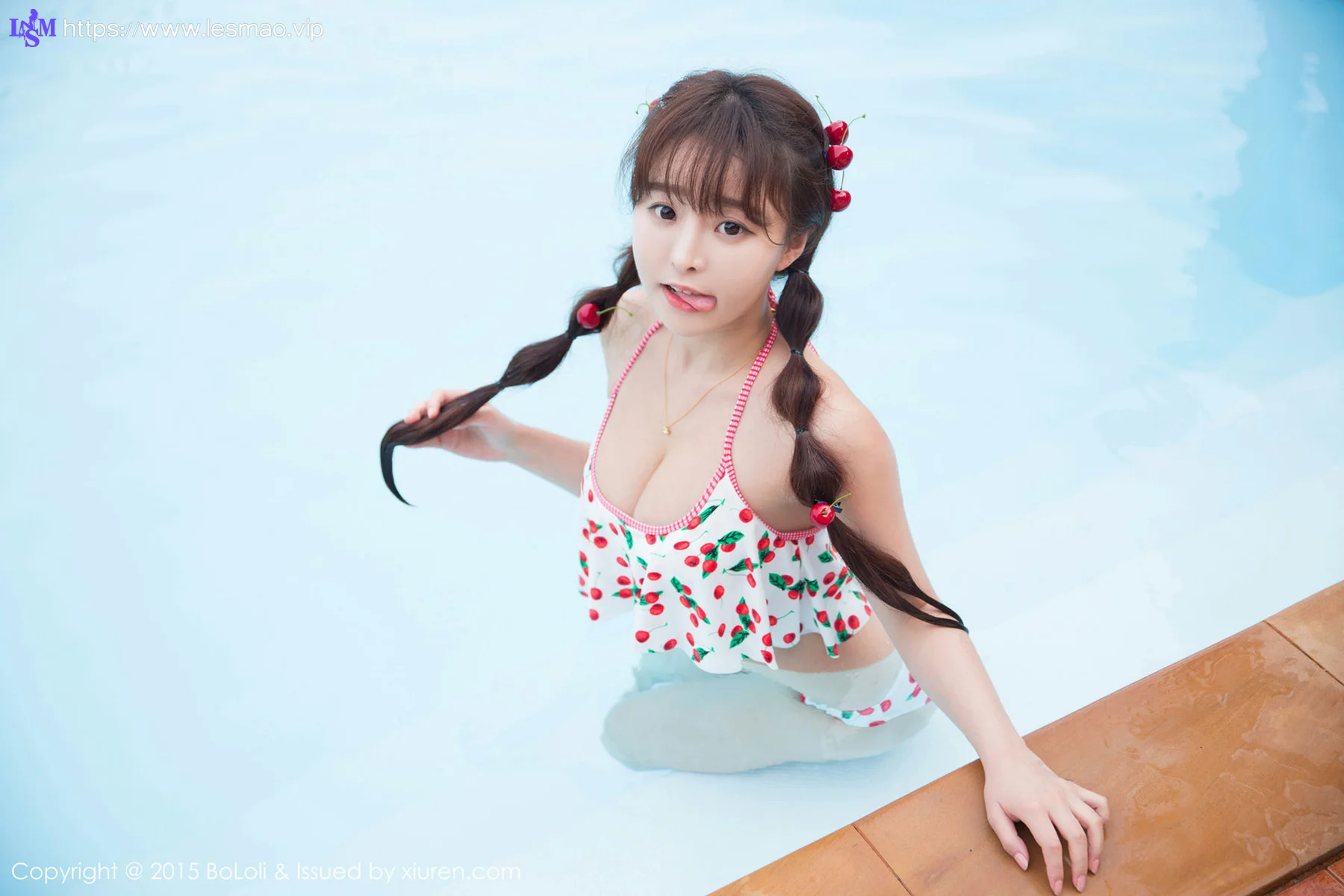 BoLoli 波萝社 Vol.001 Modo 柳侑绮 俏皮美眉户外 - 30