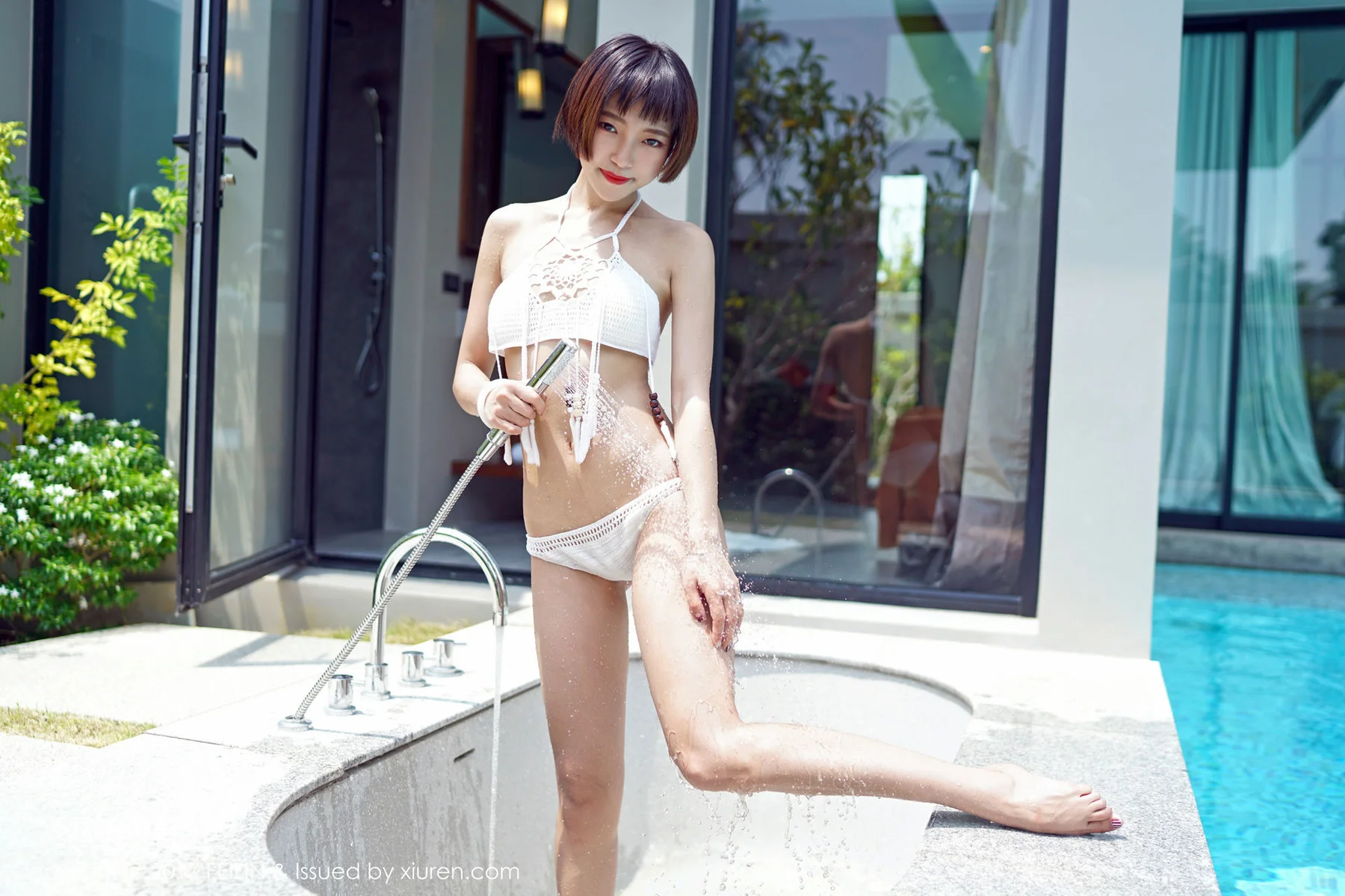 FeiLin 嗲囡囡 Vol.083 Modo 冯木木LRIS 比基尼湿身 - 23