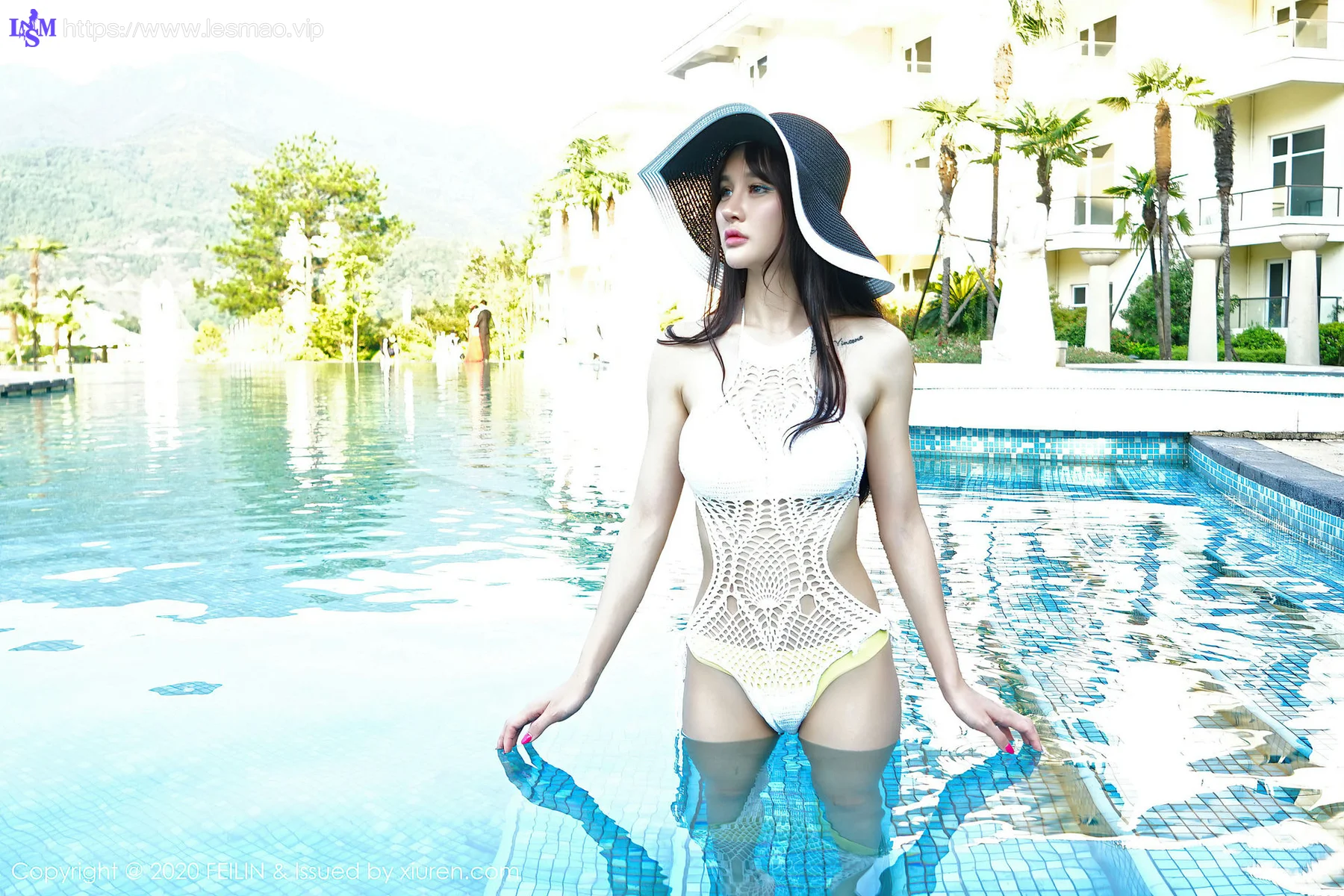 FeiLin 嗲囡囡 Vol.233 比基尼旅拍 cheryl青树 - 17