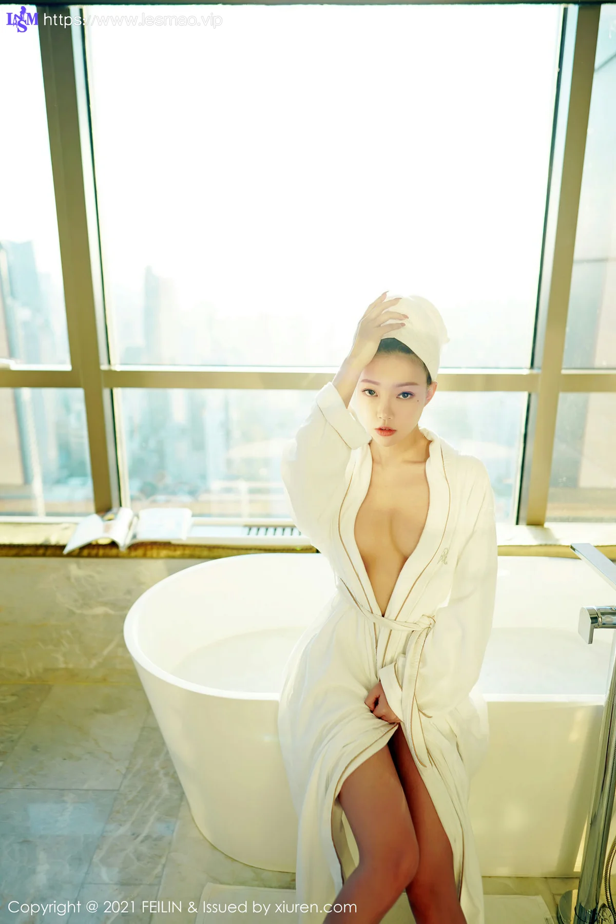 FeiLin 嗲囡囡 Vol.388 浴缸湿身 冯木木LRIS 性感写真 - 16