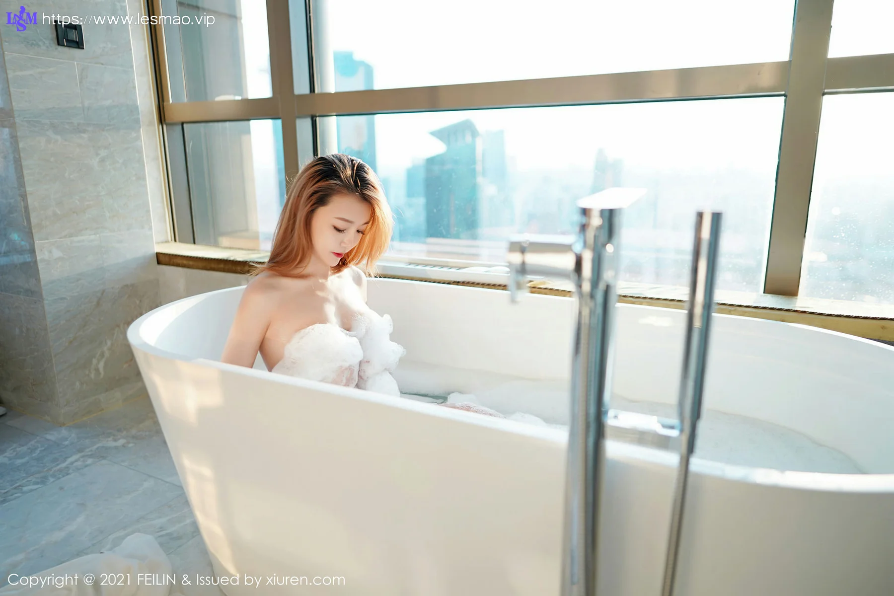 FeiLin 嗲囡囡 Vol.388 浴缸湿身 冯木木LRIS 性感写真 - 34