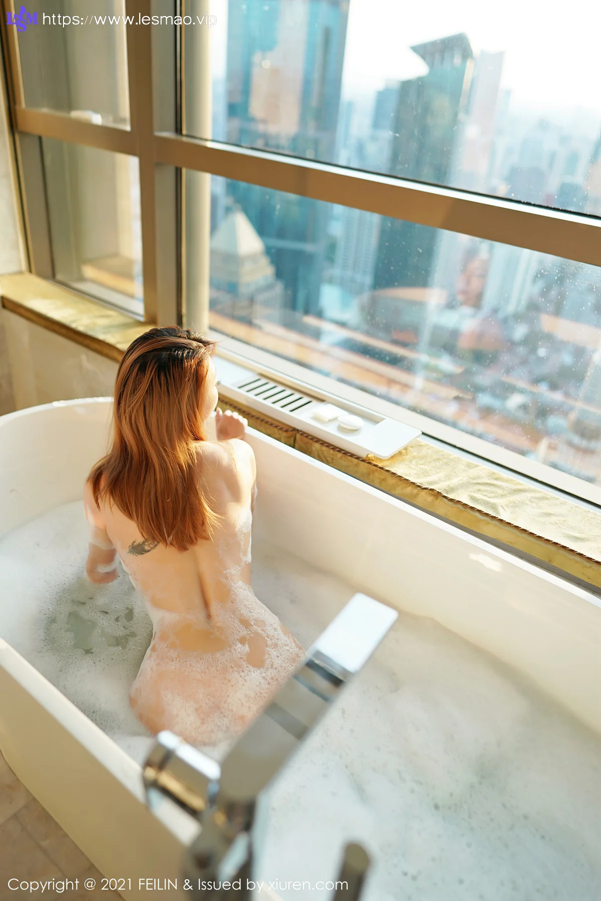 FeiLin 嗲囡囡 Vol.388 浴缸湿身 冯木木LRIS 性感写真 - 40