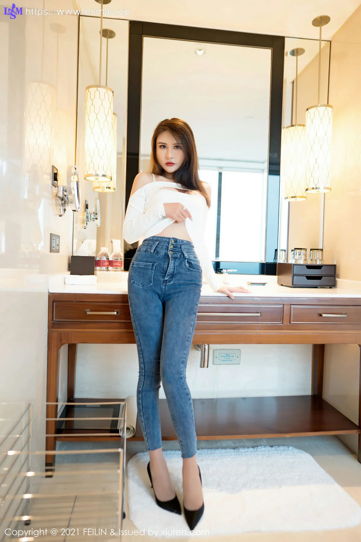 FeiLin 嗲囡囡 Vol.389  朦胧丝袜 Emily顾奈奈 性感写真 - 23