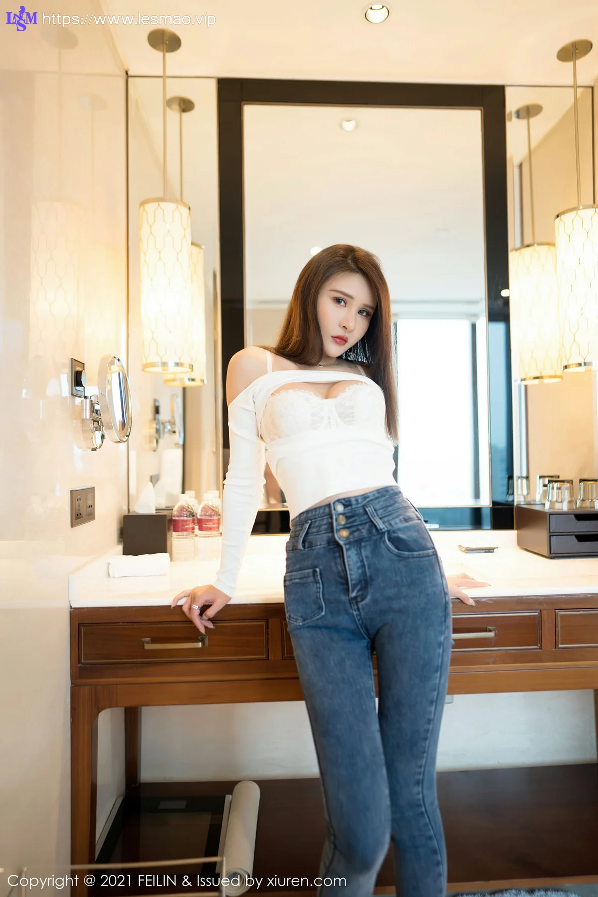 FeiLin 嗲囡囡 Vol.389  朦胧丝袜 Emily顾奈奈 性感写真 - 28