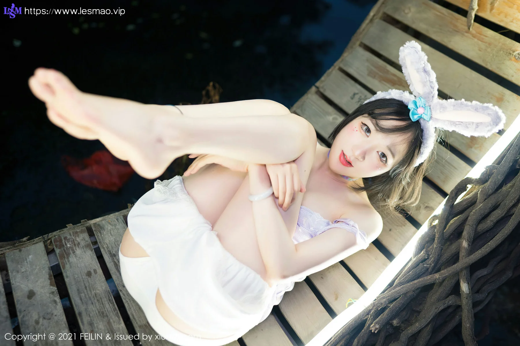 FeiLin 嗲囡囡 Vol.414 花样服饰 youOvOyou 性感写真 - 24