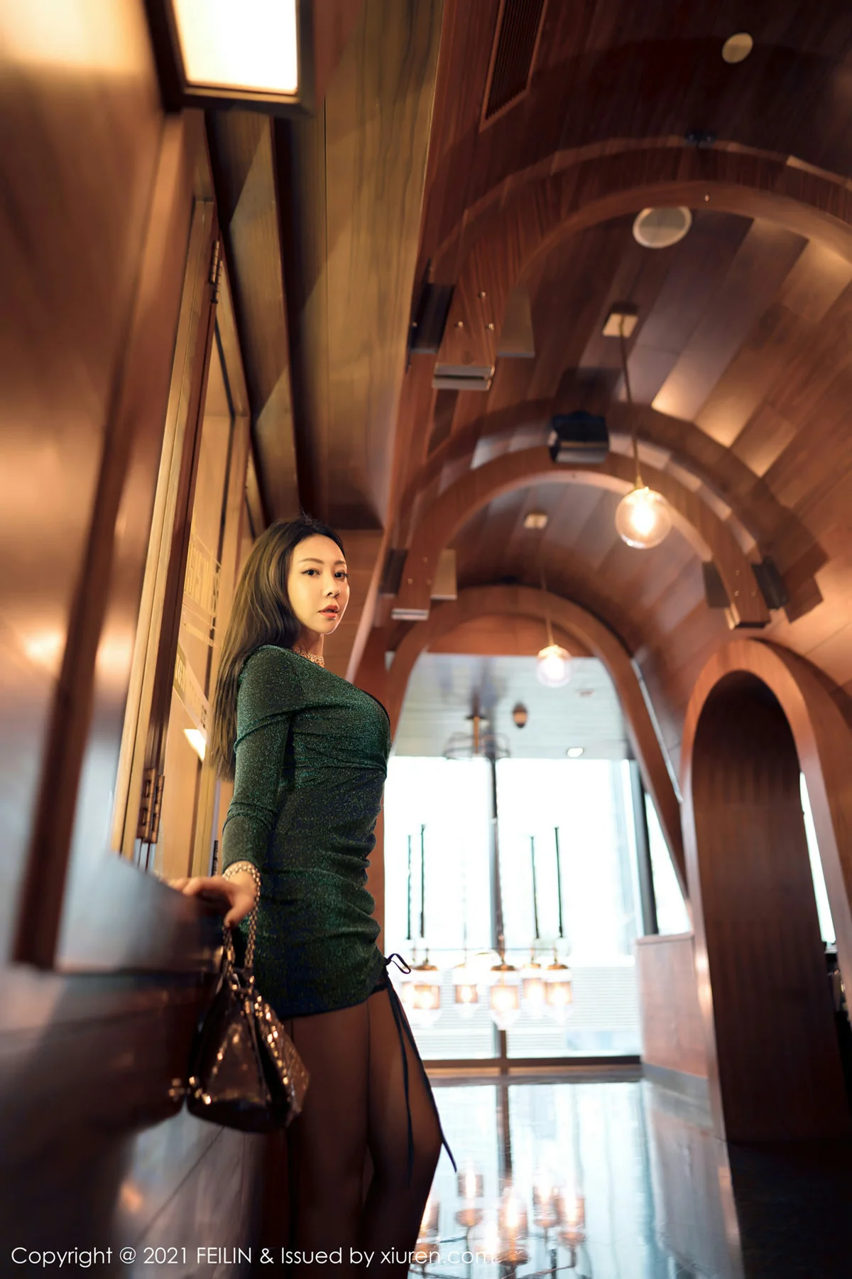 FeiLin 嗲囡囡 Vol.416 魅惑黑丝 果儿Victoria 性感写真 - 40