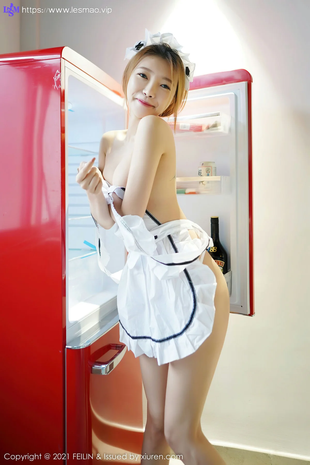 FeiLin 嗲囡囡 Vol.423 家居女友围裙 冯木木LRIS 性感写真 - 56