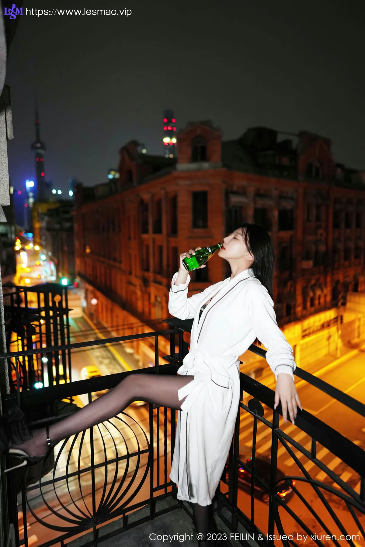 FeiLin 嗲囡囡 Vol.464  冯木木LRIS 白色睡袍下写真 - 18