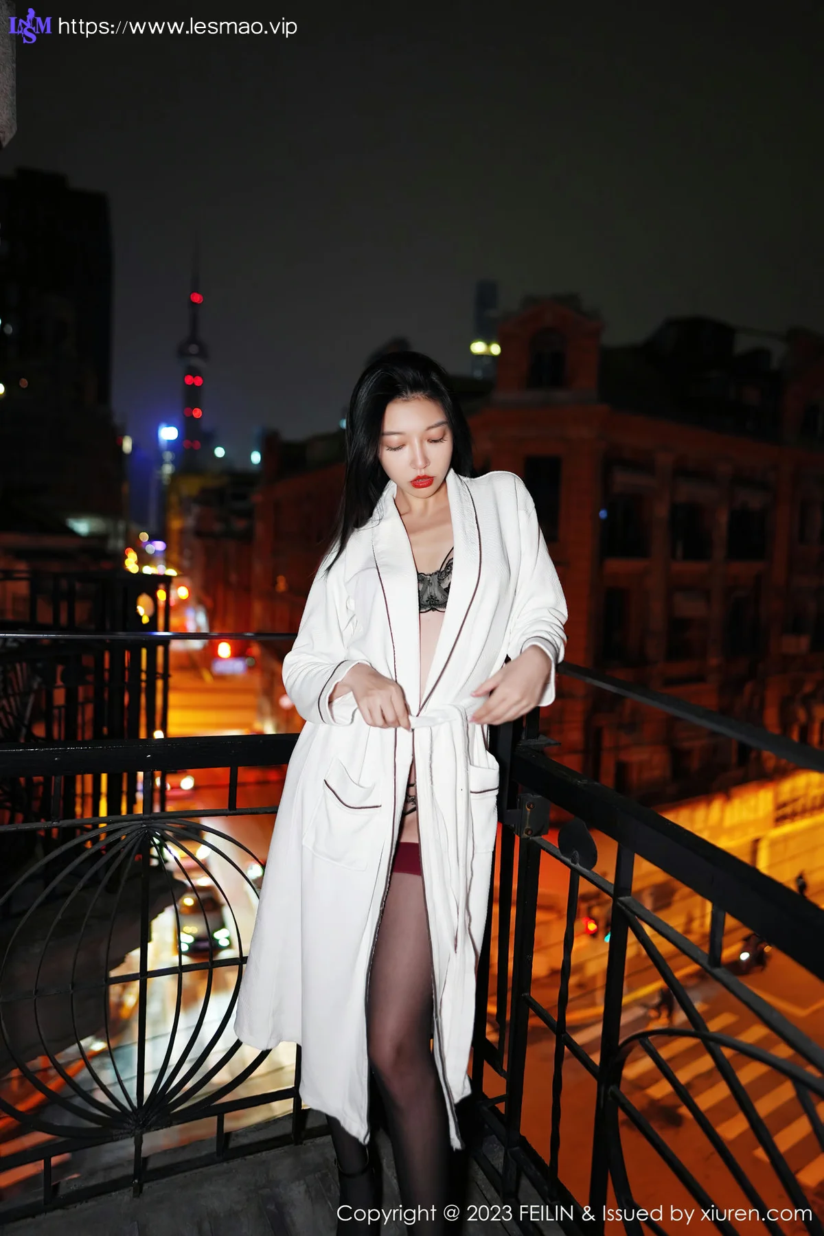 FeiLin 嗲囡囡 Vol.464  冯木木LRIS 白色睡袍下写真 - 27