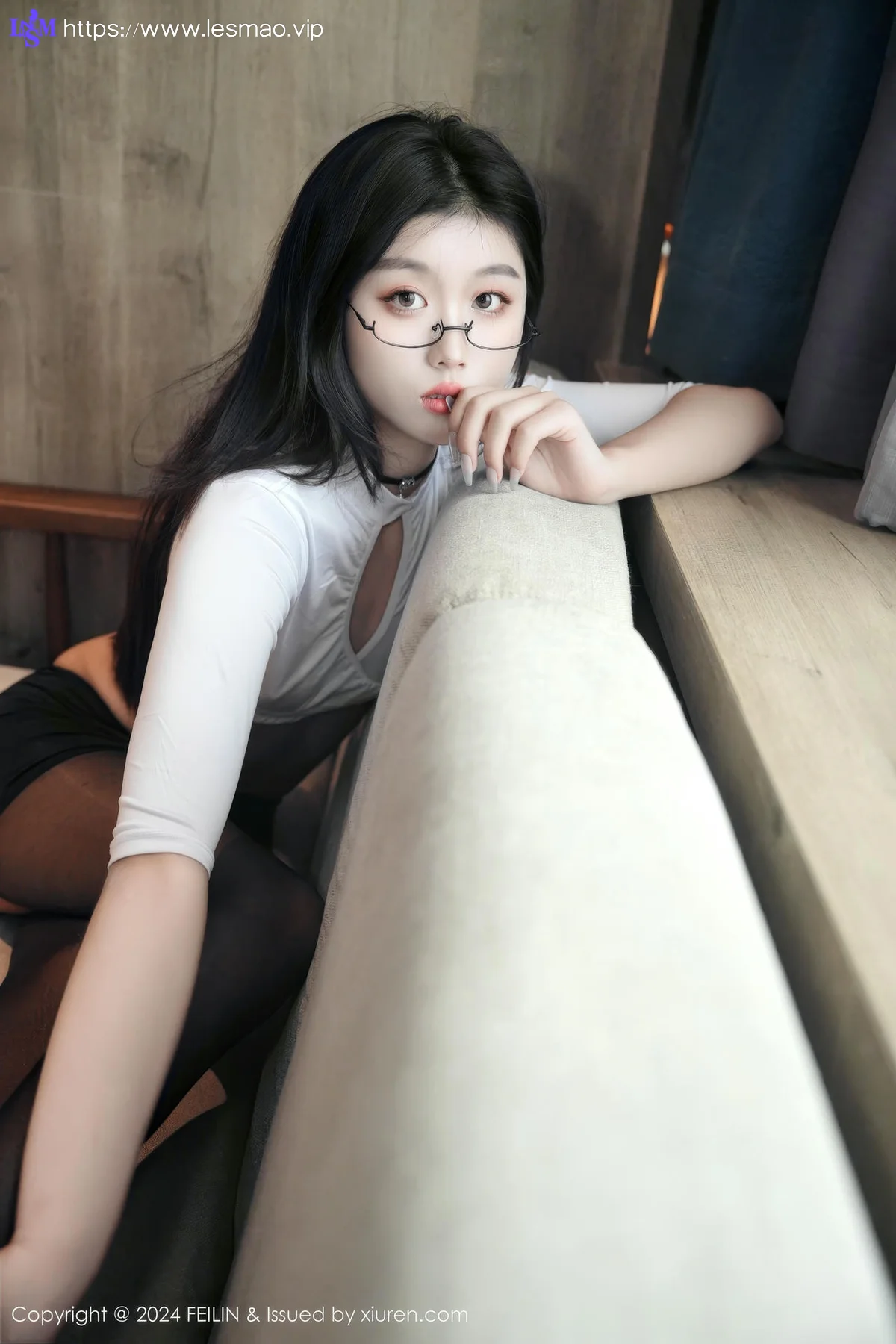 FeiLin 嗲囡囡 Vol.489  江念鱼 眼镜黑丝美女 - 15