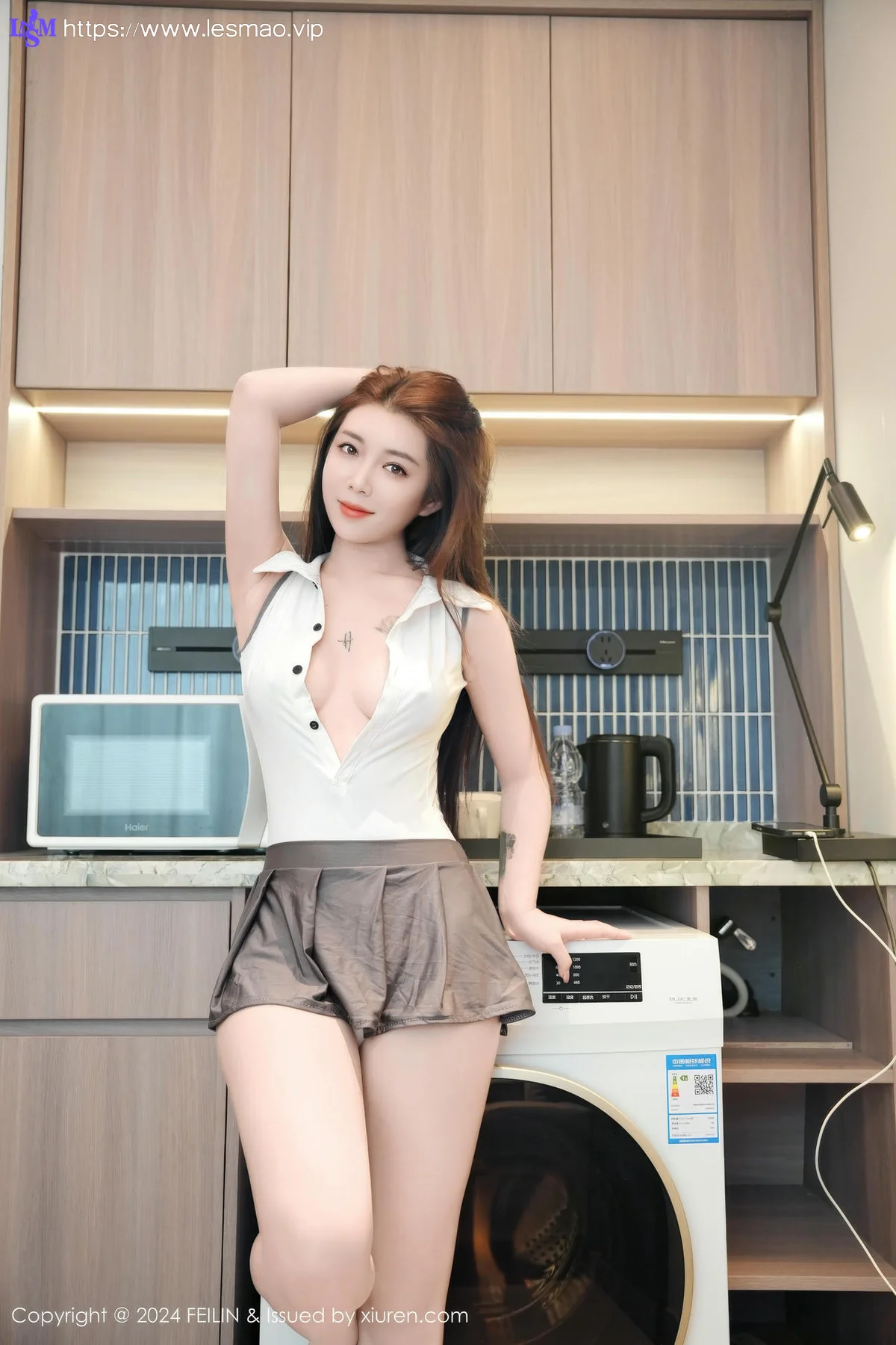 FeiLin 嗲囡囡 Vol.490  沐娜娜 美足短裙长腿 - 22