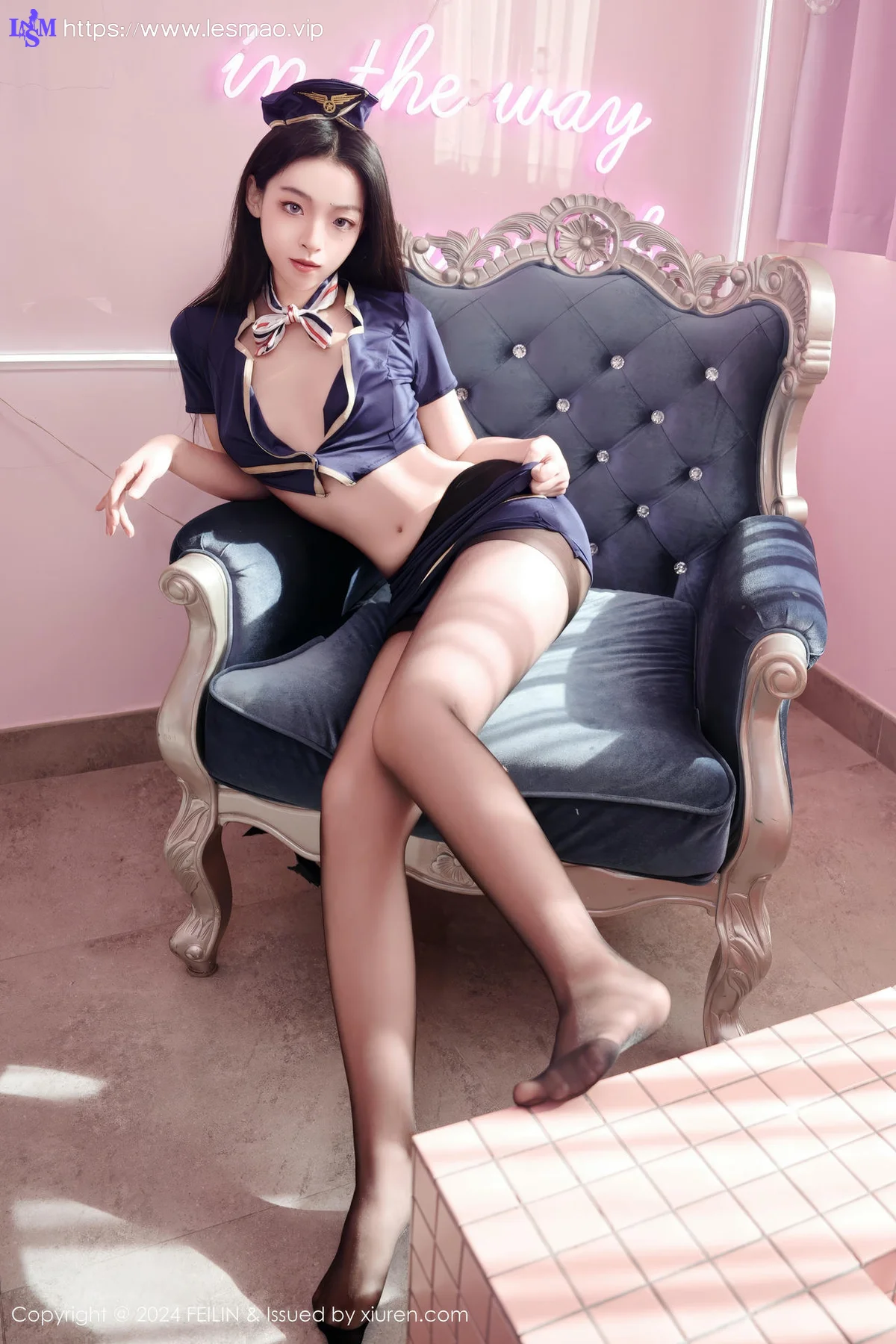FeiLin 嗲囡囡 Vol.494  芝樱 空姐黑丝情趣 - 29