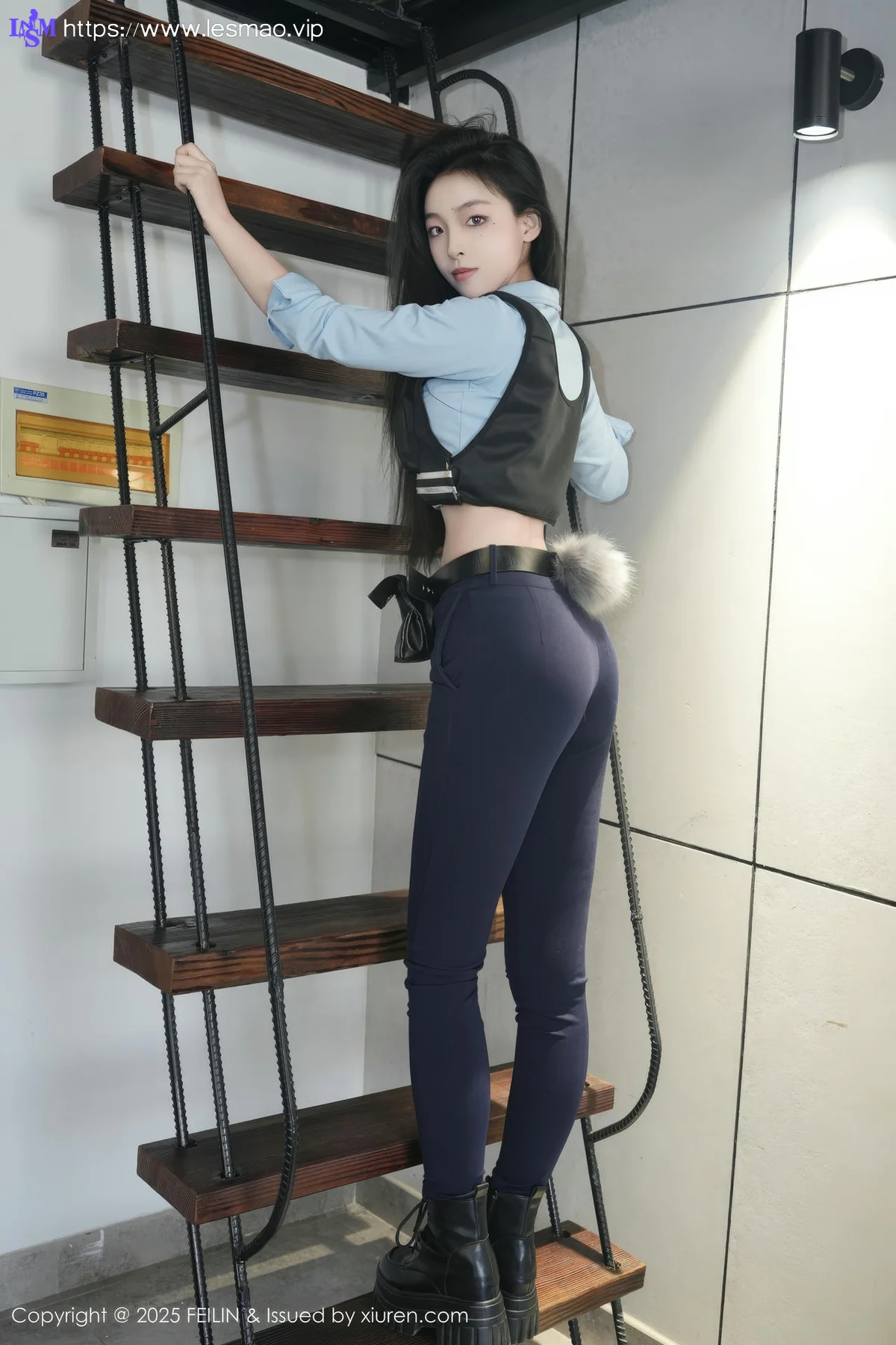 FeiLin 嗲囡囡 Vol.497  芝樱 兔女郎警官 - 14