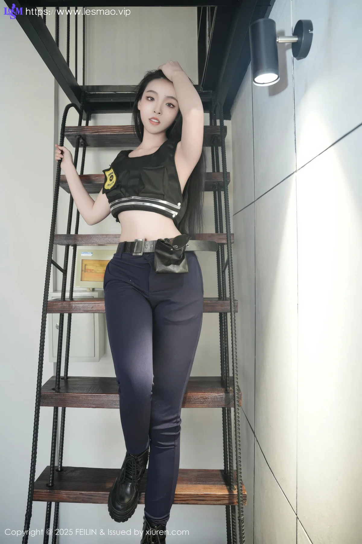 FeiLin 嗲囡囡 Vol.497  芝樱 兔女郎警官 - 34