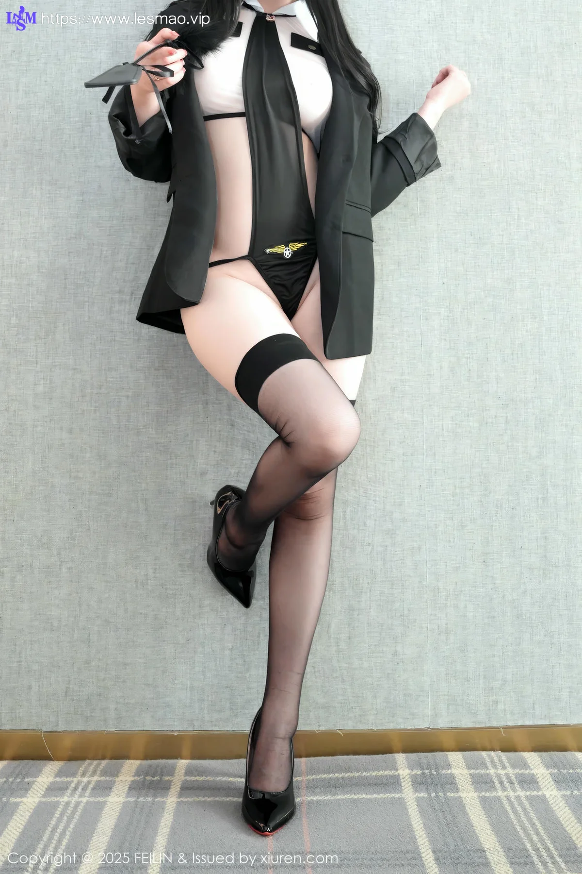 FeiLin 嗲囡囡 Vol.498  软情 黑丝高跟制服写真 - 19