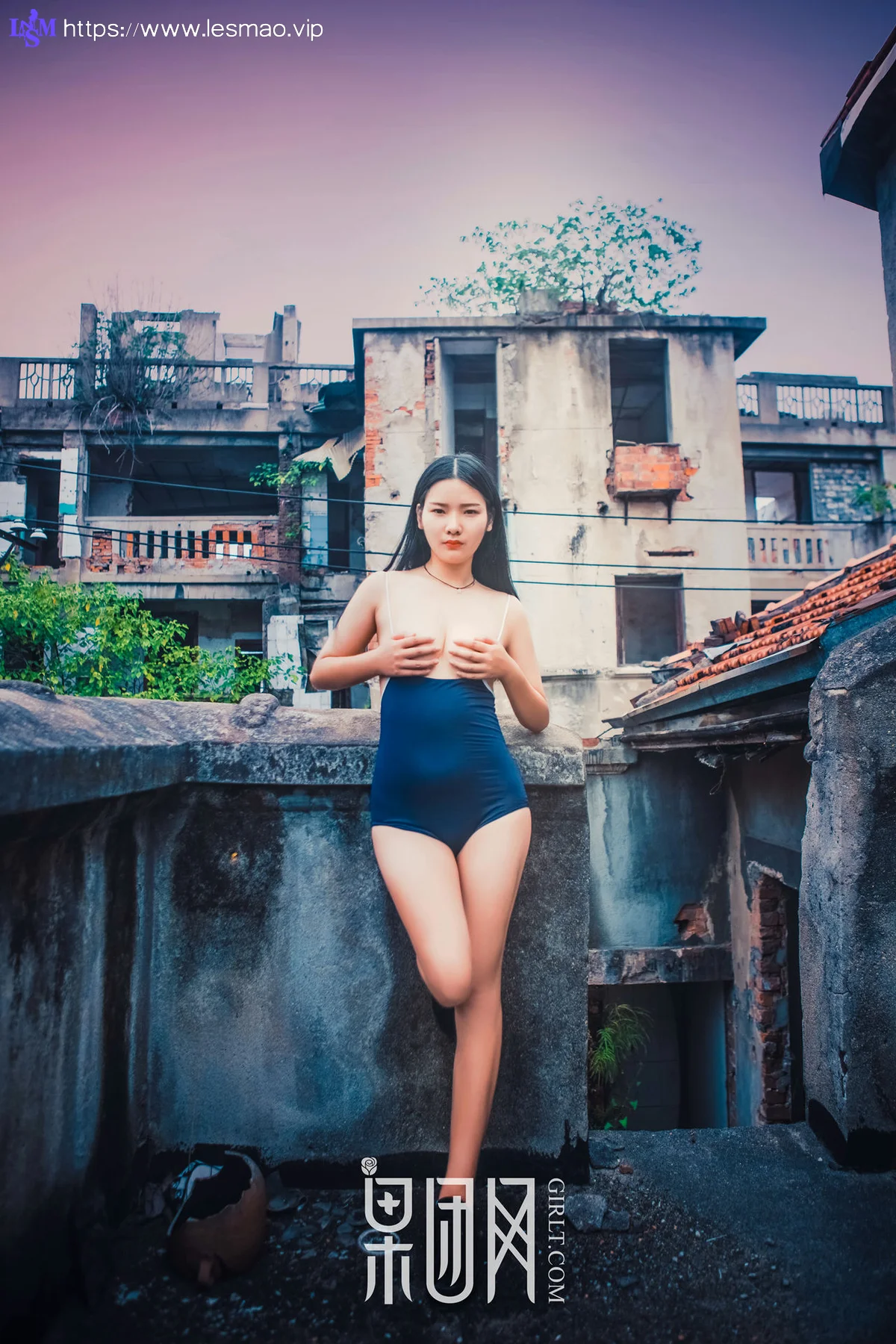 GIRLT 果团网 No.089 老房子的连体衣美女_独眼大脸猫 - 12