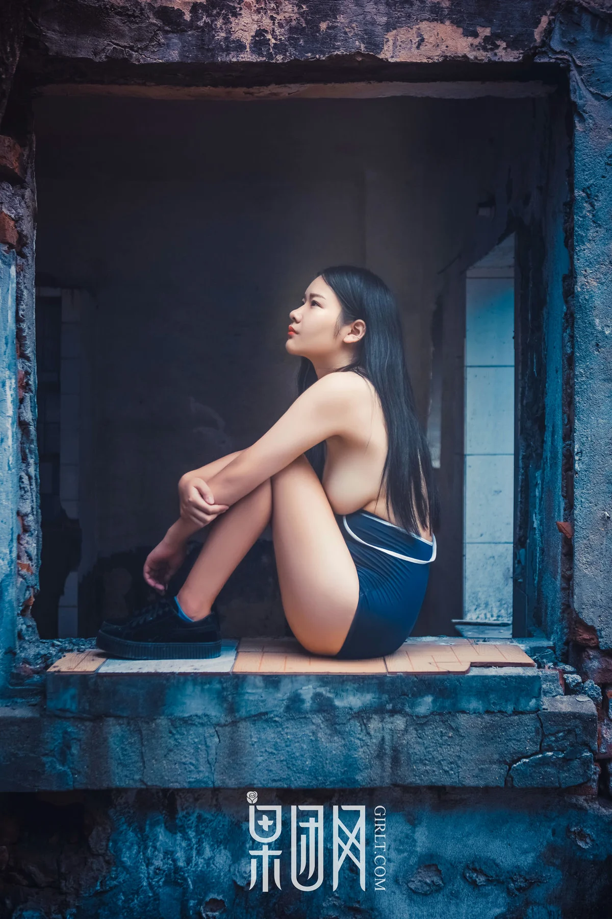 GIRLT 果团网 No.089 老房子的连体衣美女_独眼大脸猫 - 28