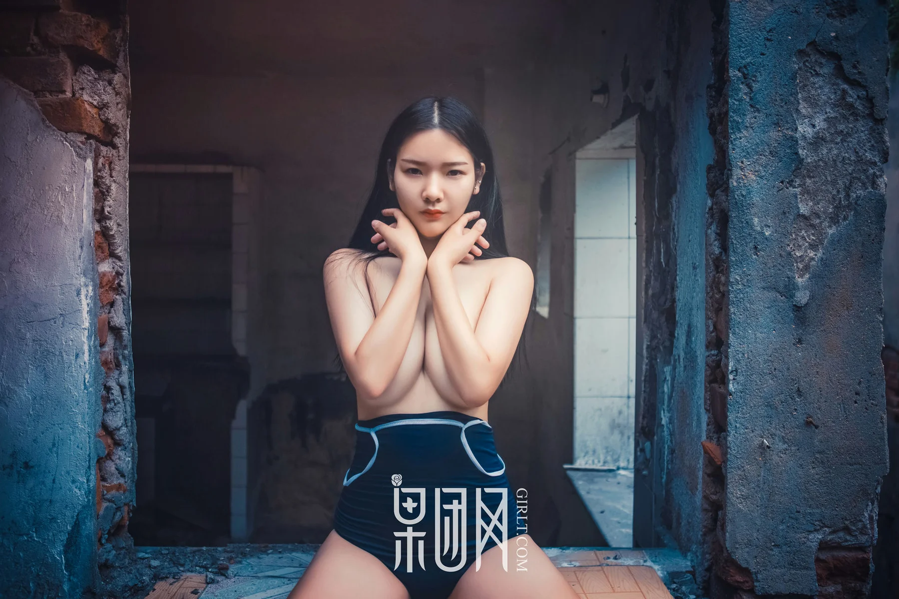 GIRLT 果团网 No.089 老房子的连体衣美女_独眼大脸猫 - 29