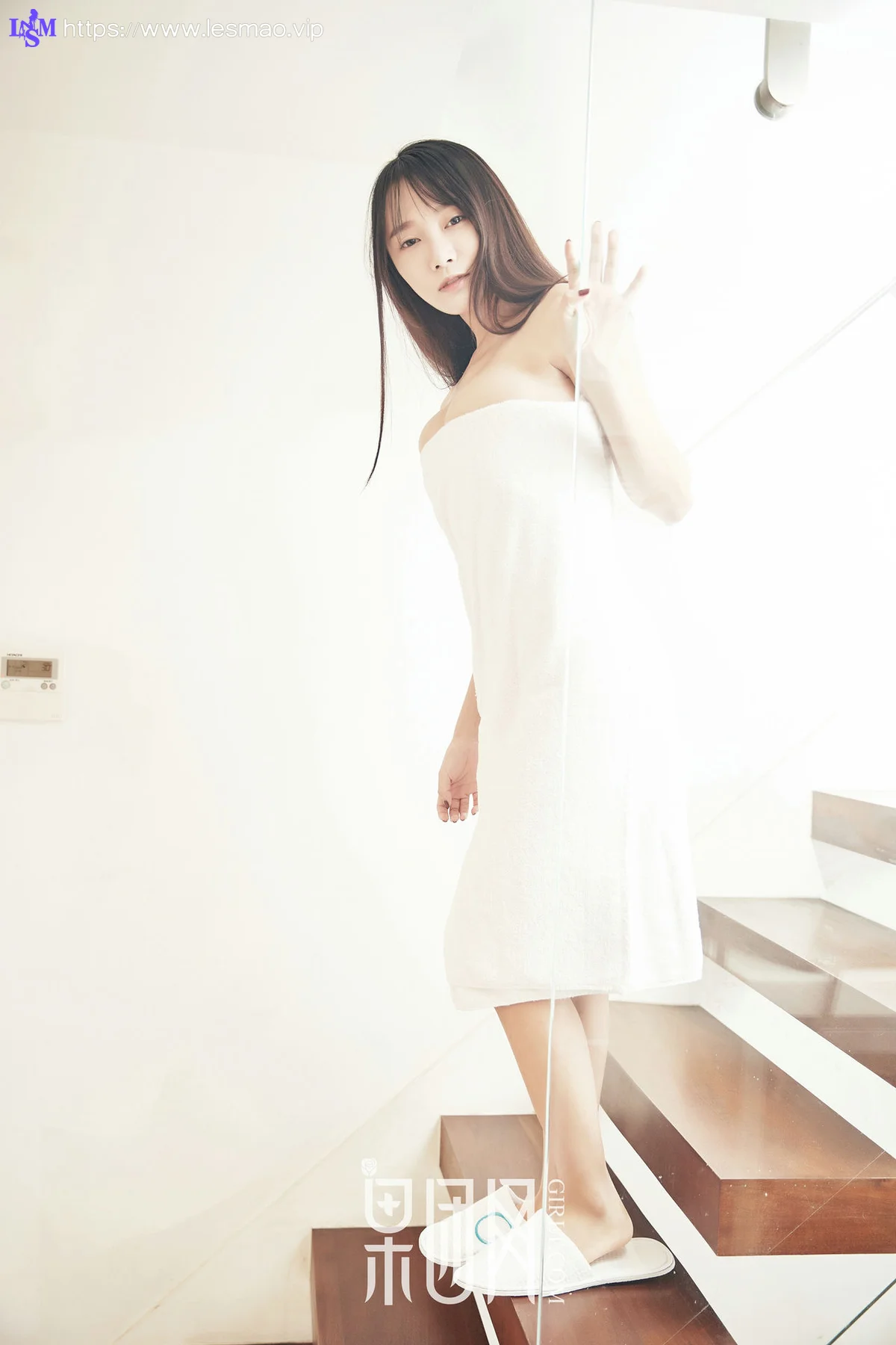 GIRLT 果团网 No.122 Modo 何嘉颖_映社 - 2