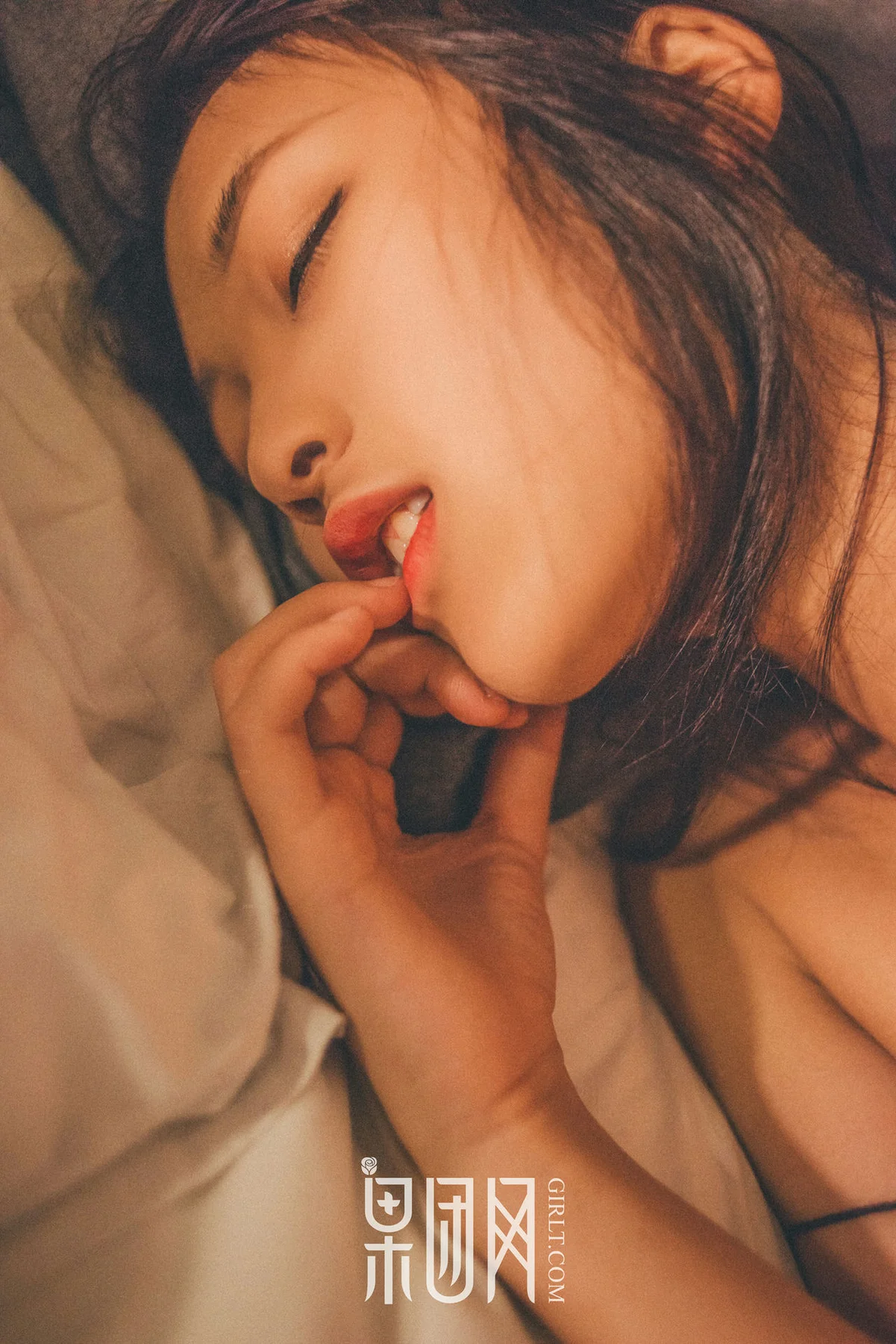 GIRLT 果团网 No.128 Modo 虎牙主播肉肉一丁光影 - 34