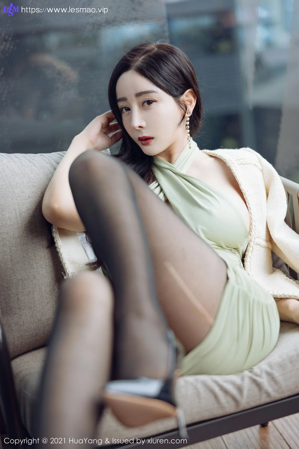 HuaYang 花漾show Vol.468 魅惑黑丝 允爾 成都旅拍33 - 14