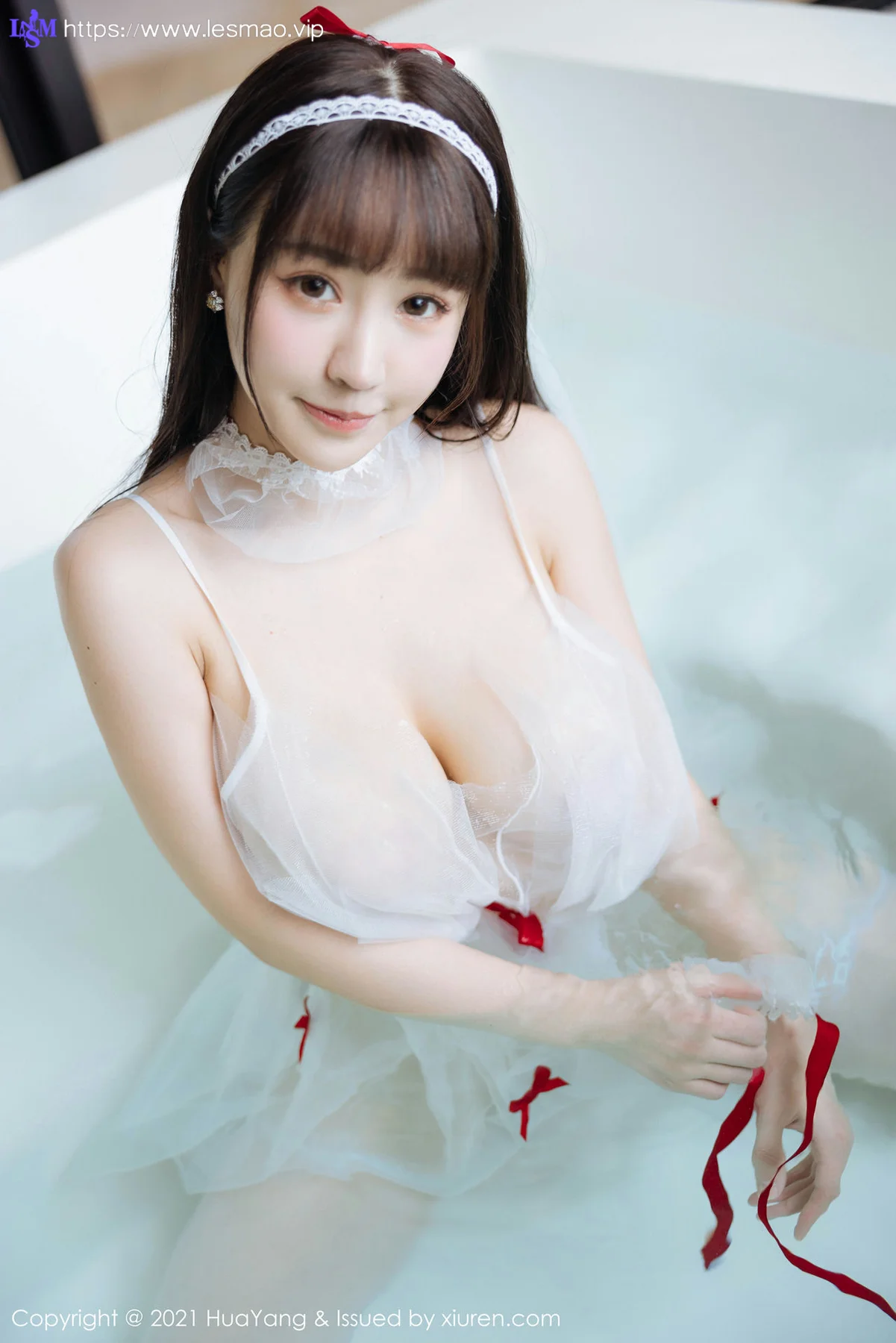 HuaYang 花漾show Vol.477 轻透短裙 朱可儿Flower 三亚旅拍1 - 38