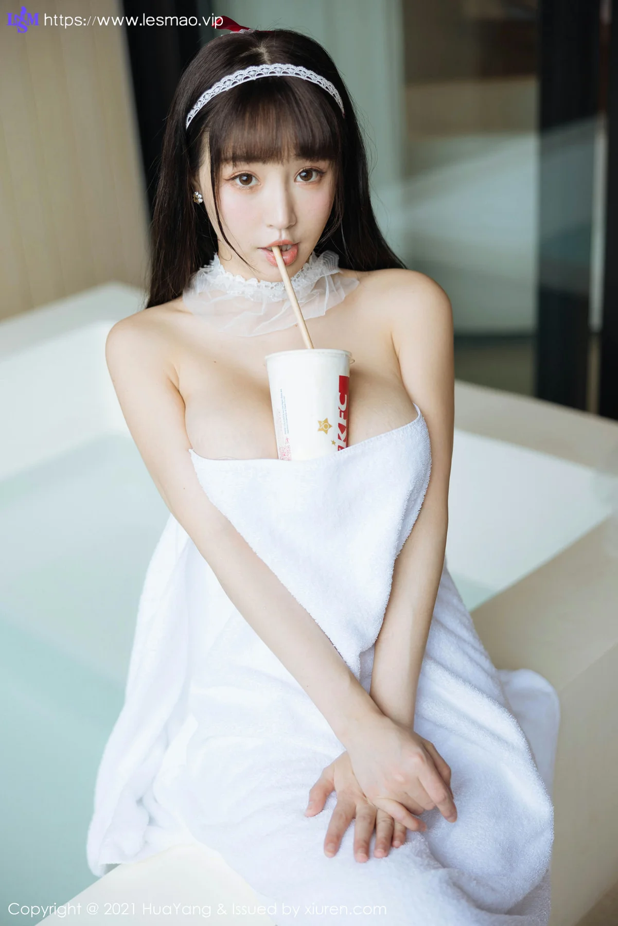 HuaYang 花漾show Vol.477 轻透短裙 朱可儿Flower 三亚旅拍1 - 46