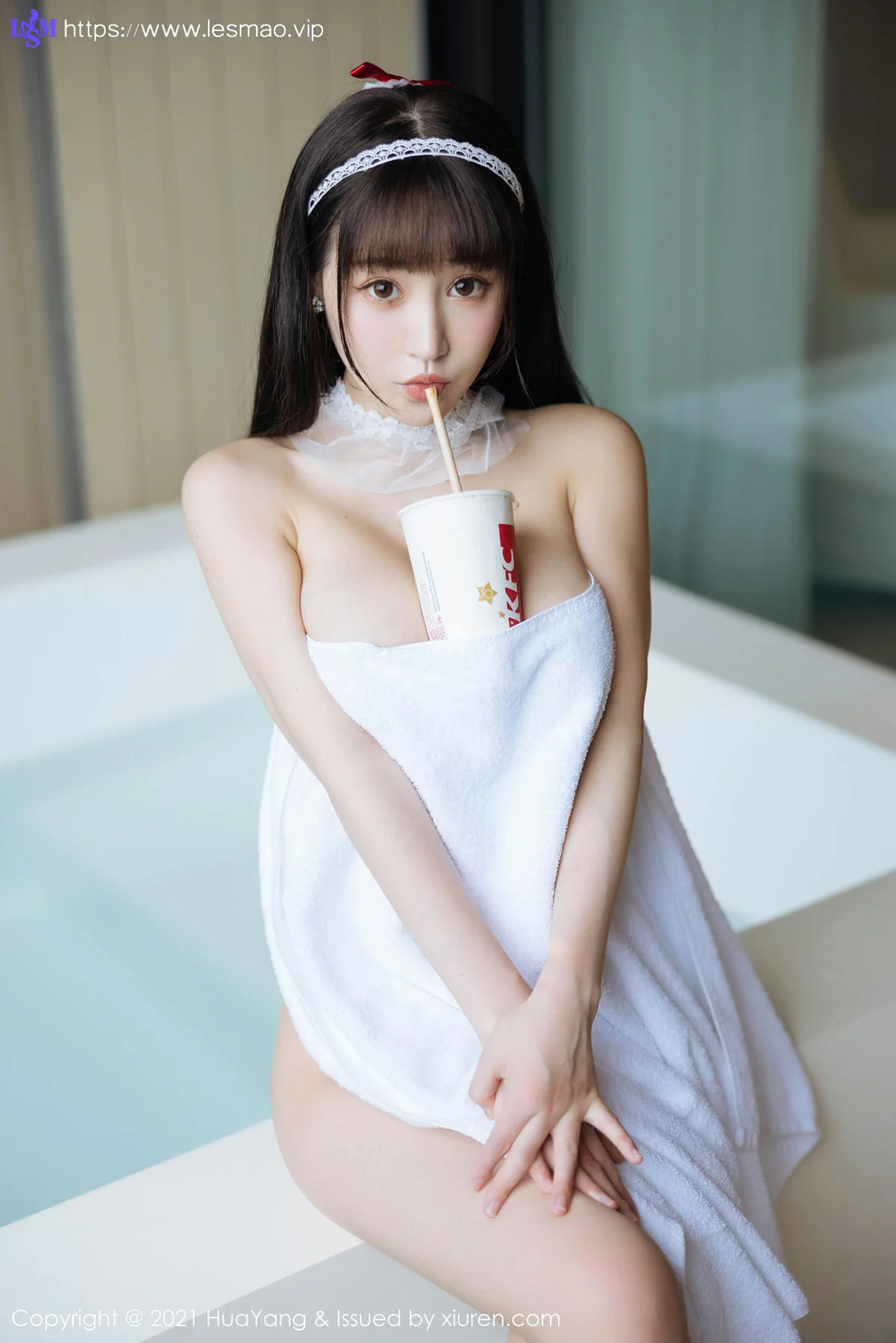 HuaYang 花漾show Vol.477 轻透短裙 朱可儿Flower 三亚旅拍1 - 48