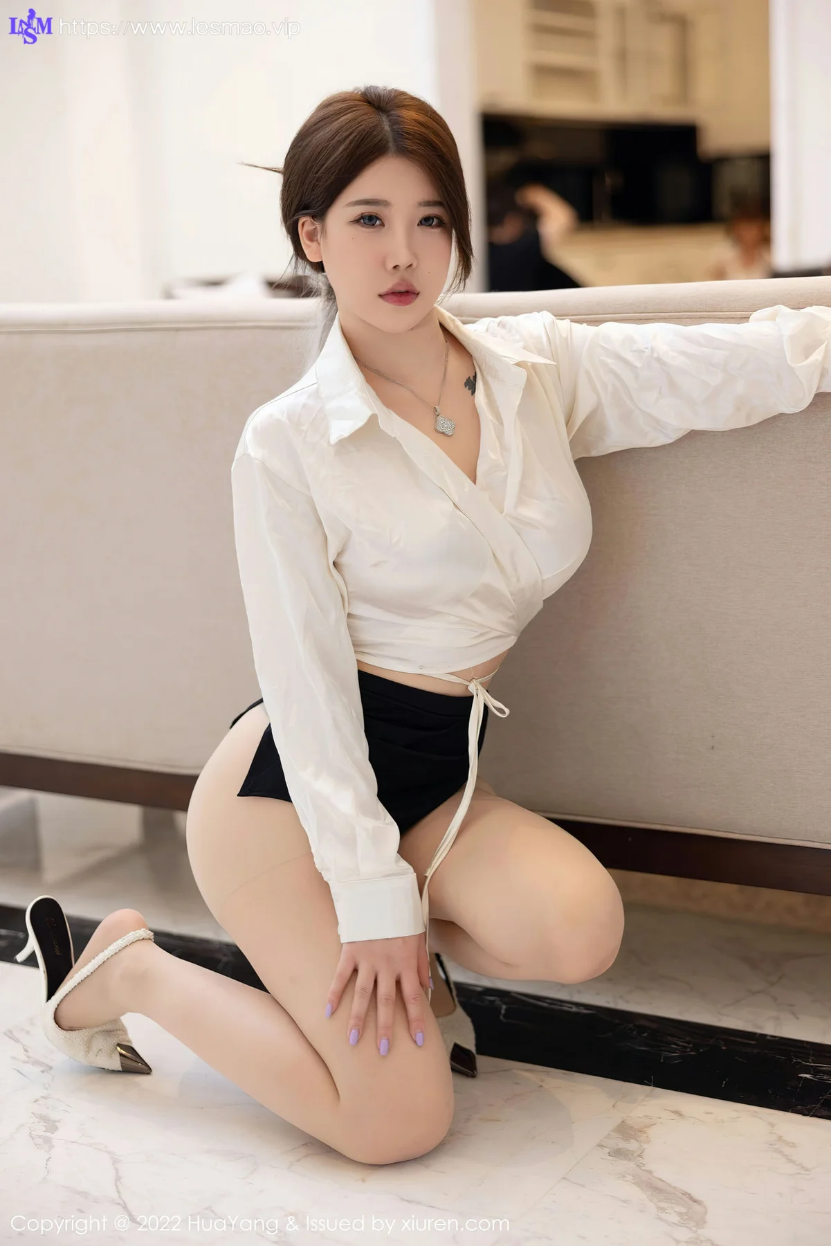 HuaYang 花漾show Vol.516 小海臀Rena 黑色短裙西双版纳旅拍22 - 16