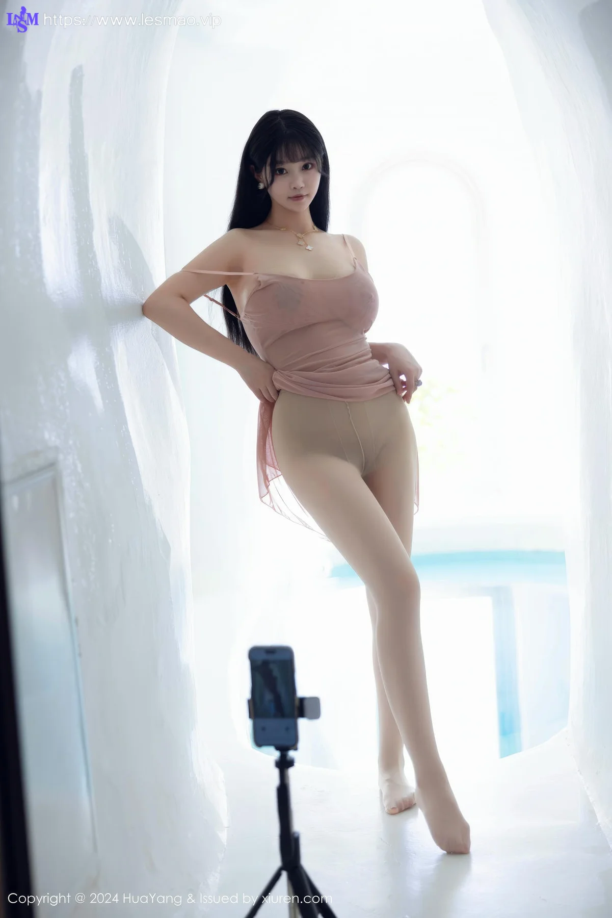 HuaYang 花漾show Vol.595 朱可儿Flora 诱人肉色丝袜大理旅拍写真 - 42