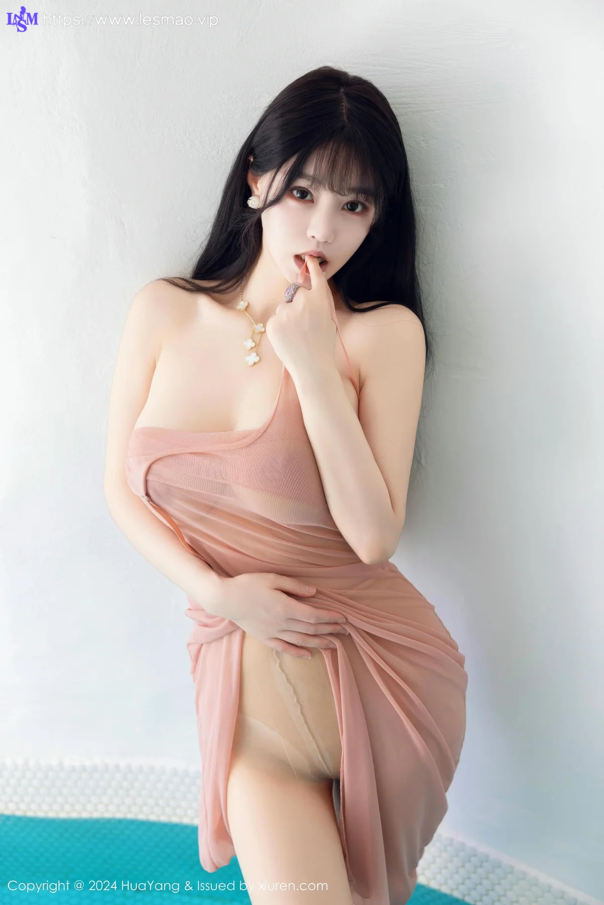 HuaYang 花漾show Vol.595 朱可儿Flora 诱人肉色丝袜大理旅拍写真 - 59
