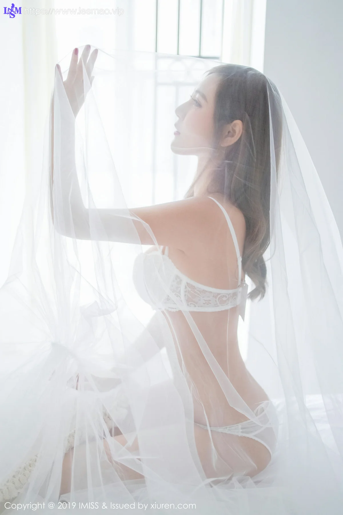 IMiss 爱蜜社 Vol.334 Cccil 白嫩美女 - 24